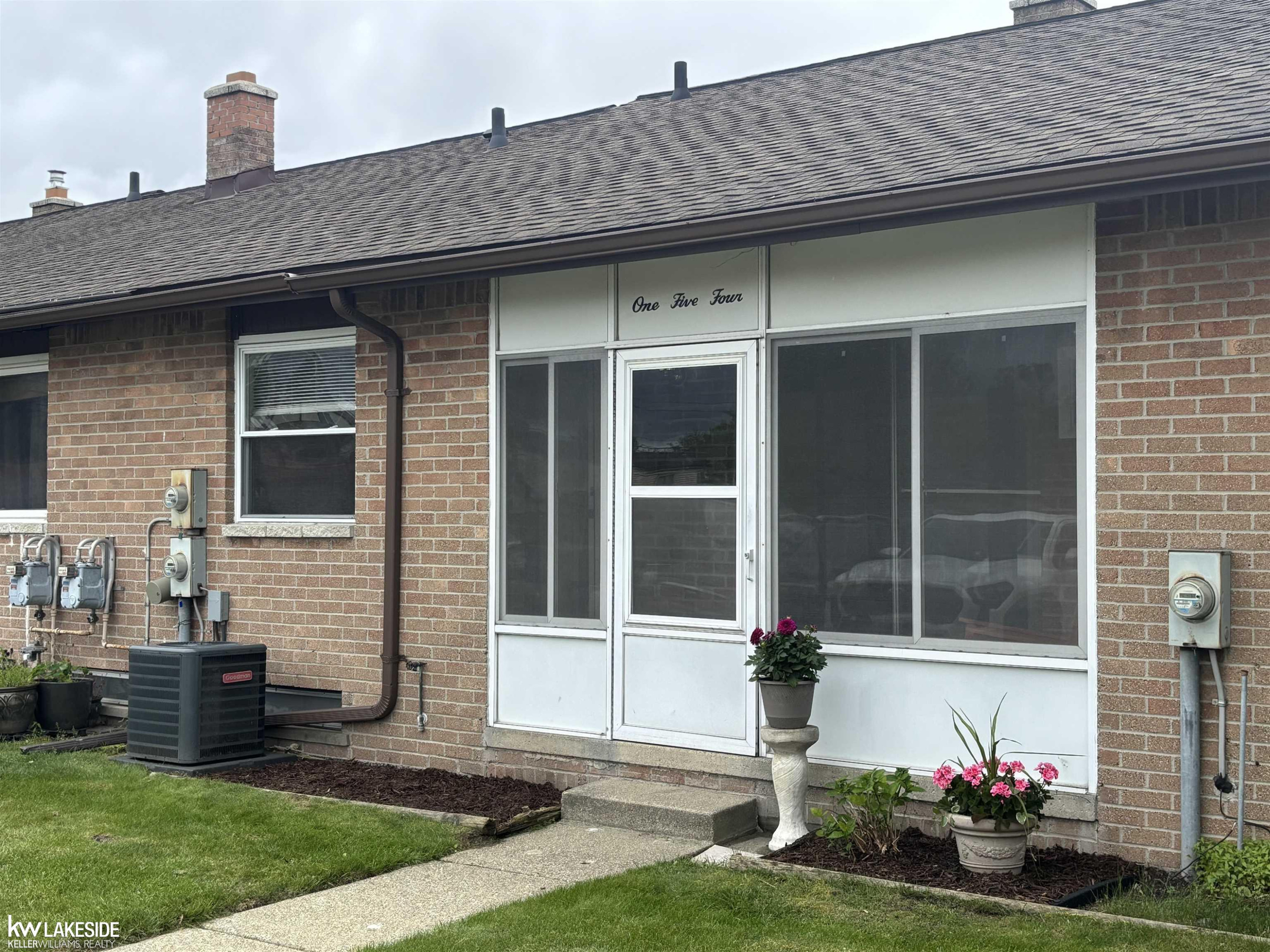 8401 18 MILE Road, 154, Sterling Heights, MI 48313 — Photo 4