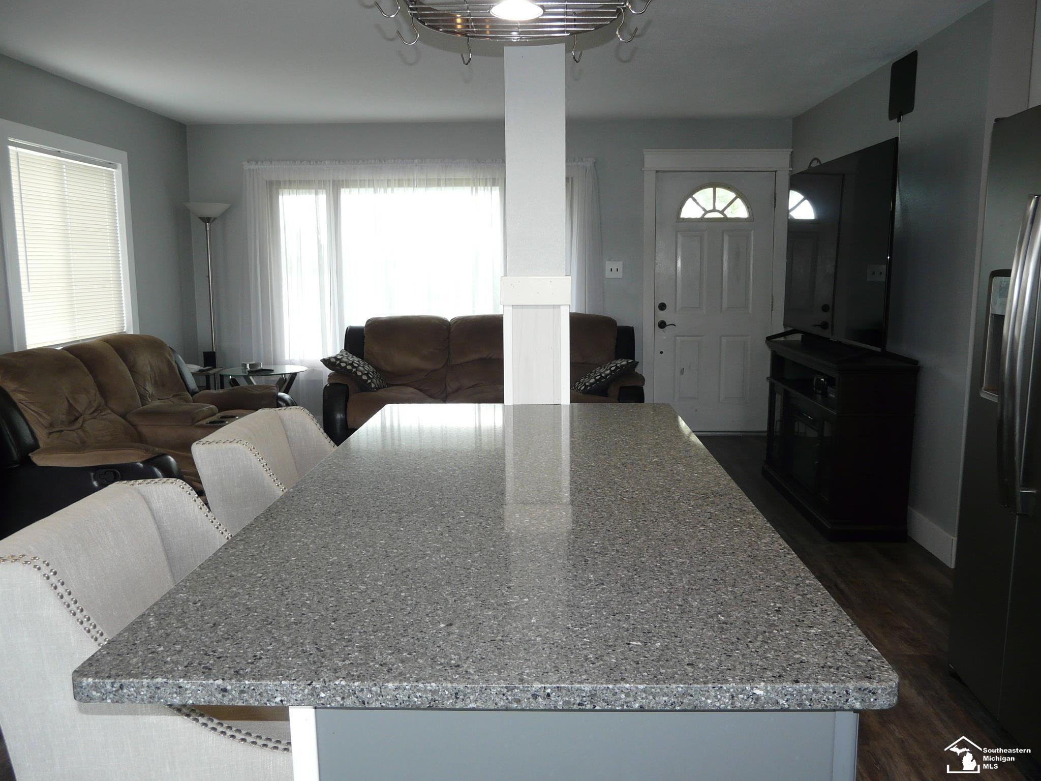 12067 Lewis Avenue, Temperance, MI 48182 — Photo 9