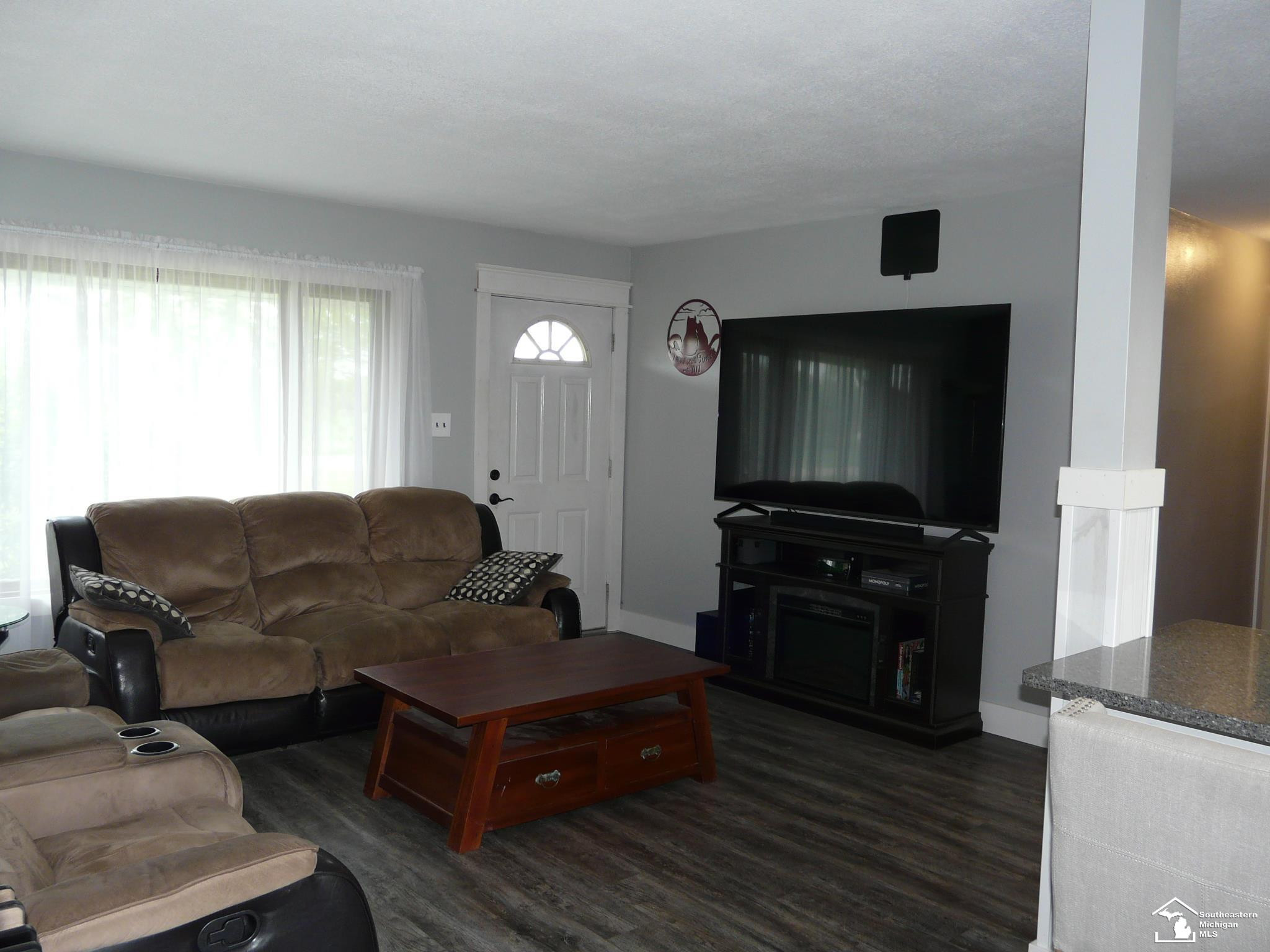 12067 Lewis Avenue, Temperance, MI 48182 — Photo 12