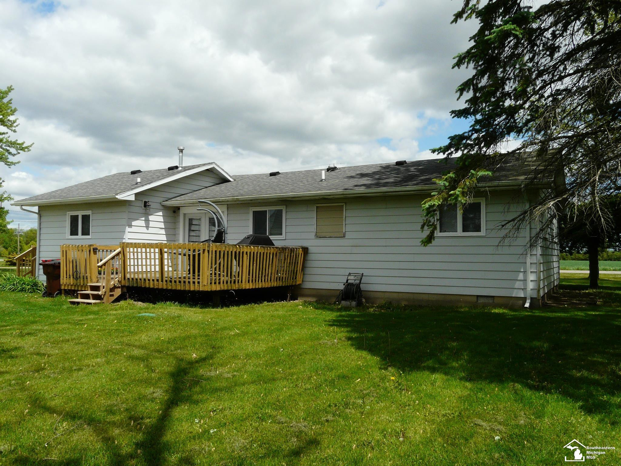 12067 Lewis Avenue, Temperance, MI 48182 — Photo 29