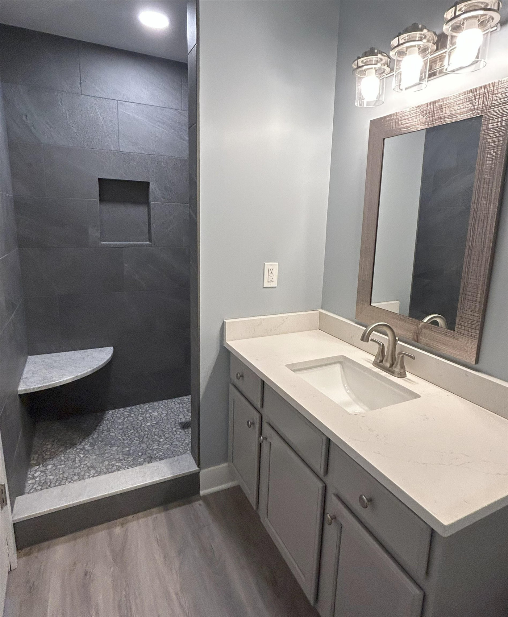 6599 Close drive Drive, Fenton, MI 48430 — Photo 9