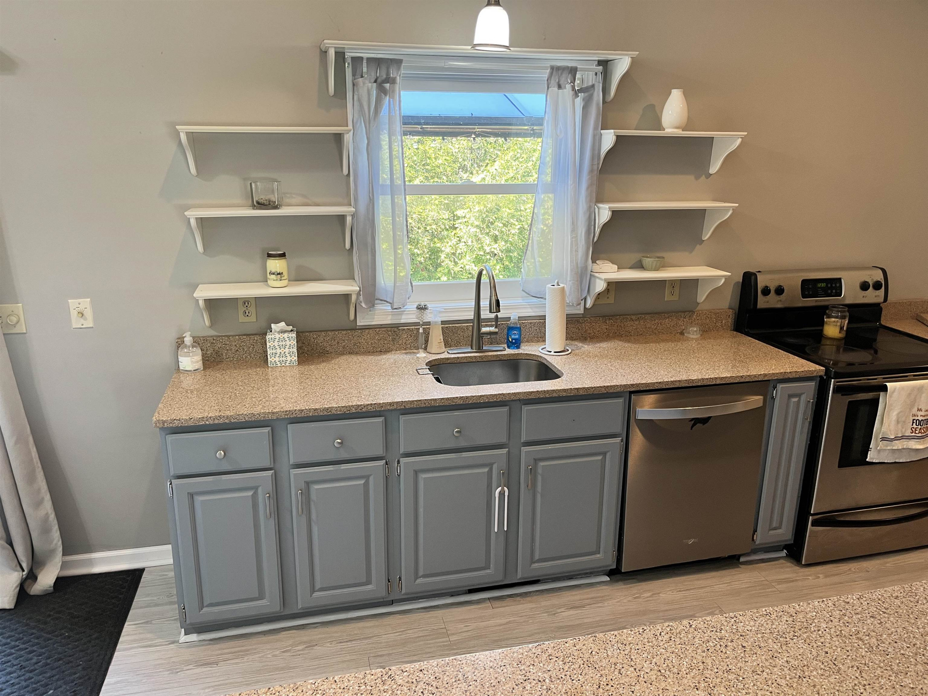 1101 Charlo Street, Charlevoix, MI 49720 — Photo 15