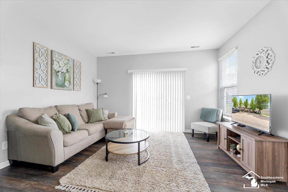 175 Wilmington Drive, Unit #11/Bldg #2, Dundee, MI 48131 — Photo 6