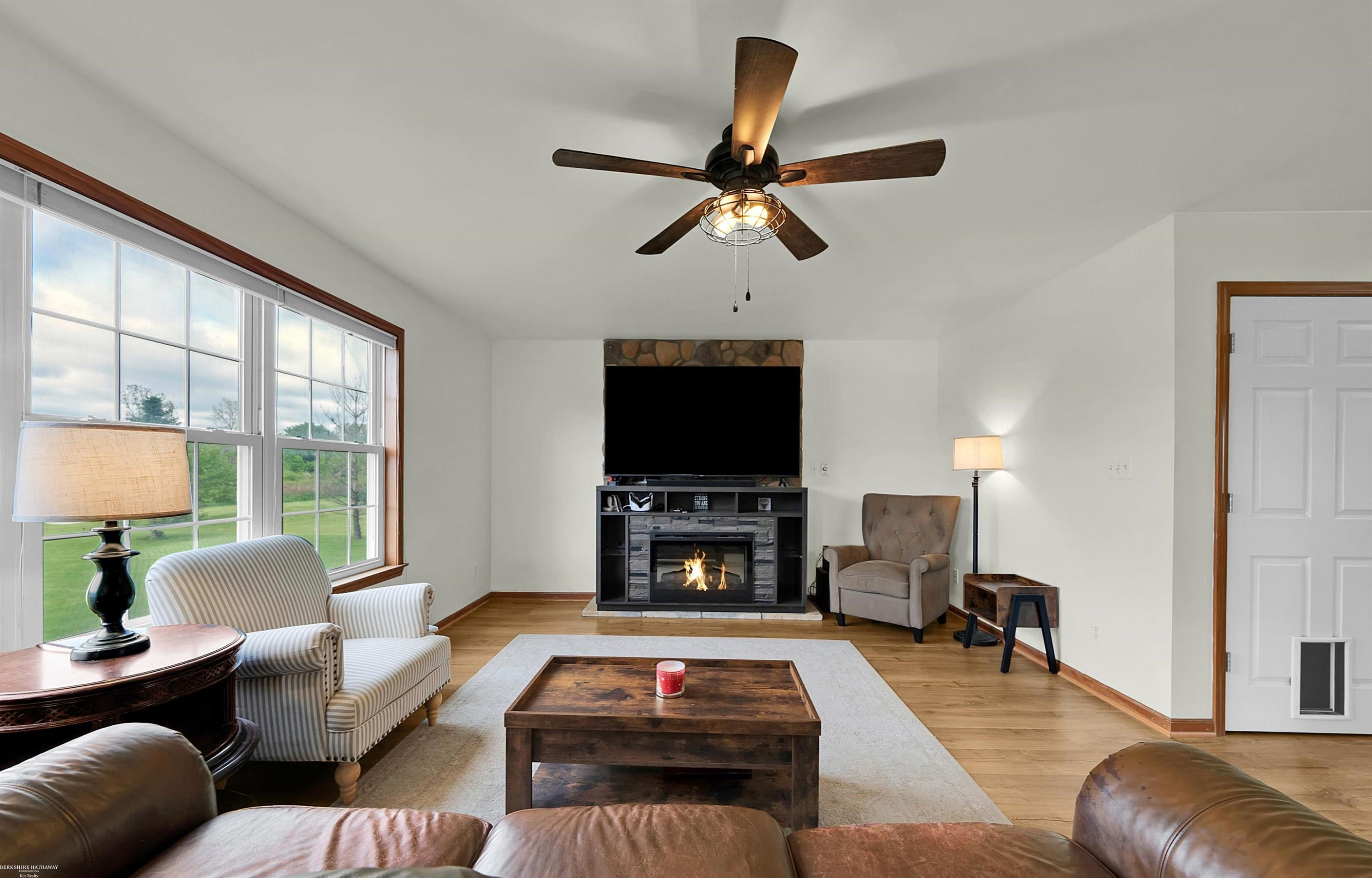 13025 Hough Road, MI — Photo 9