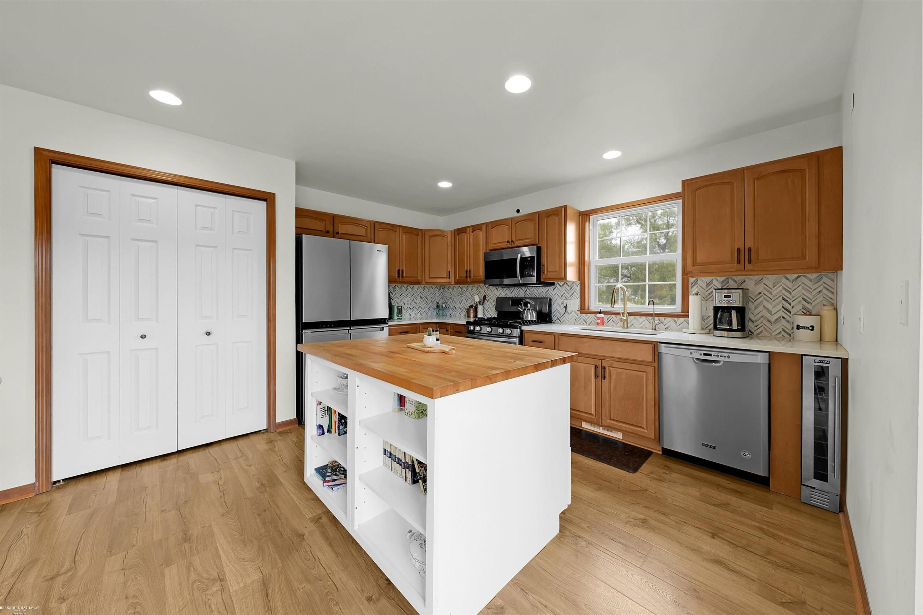 13025 Hough Road, MI — Photo 14