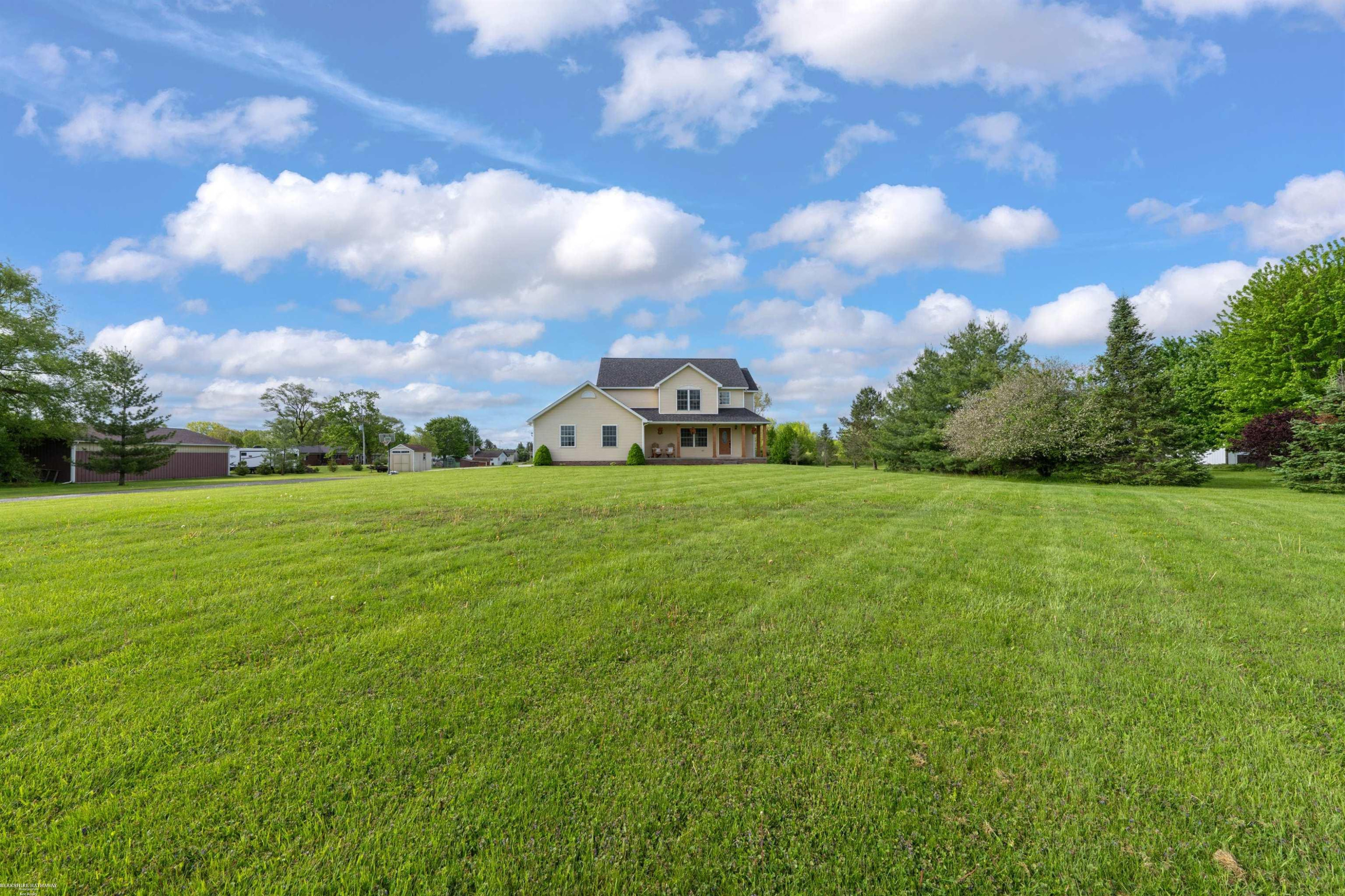 13025 Hough Road, MI — Photo 37