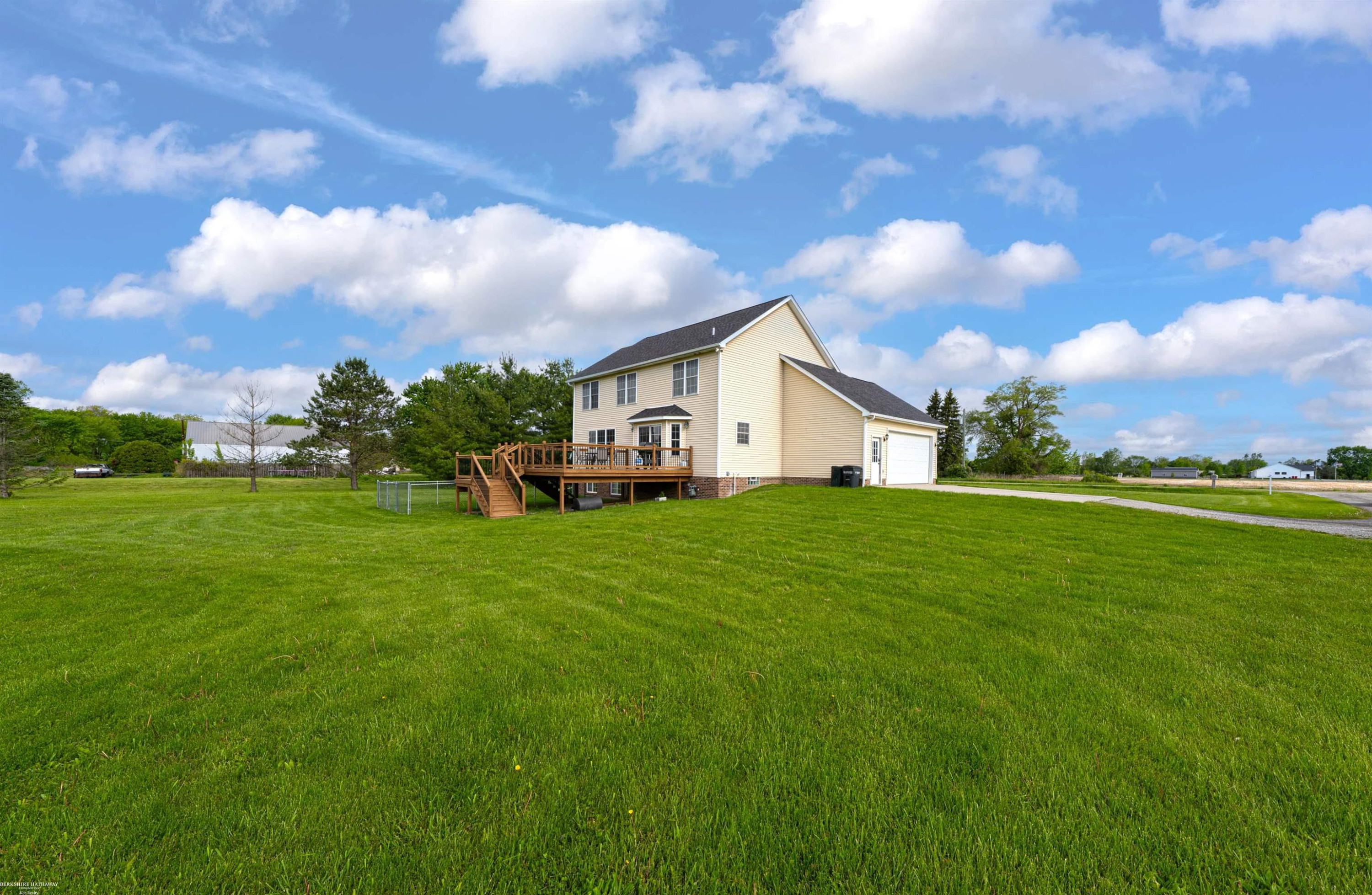 13025 Hough Road, MI — Photo 40