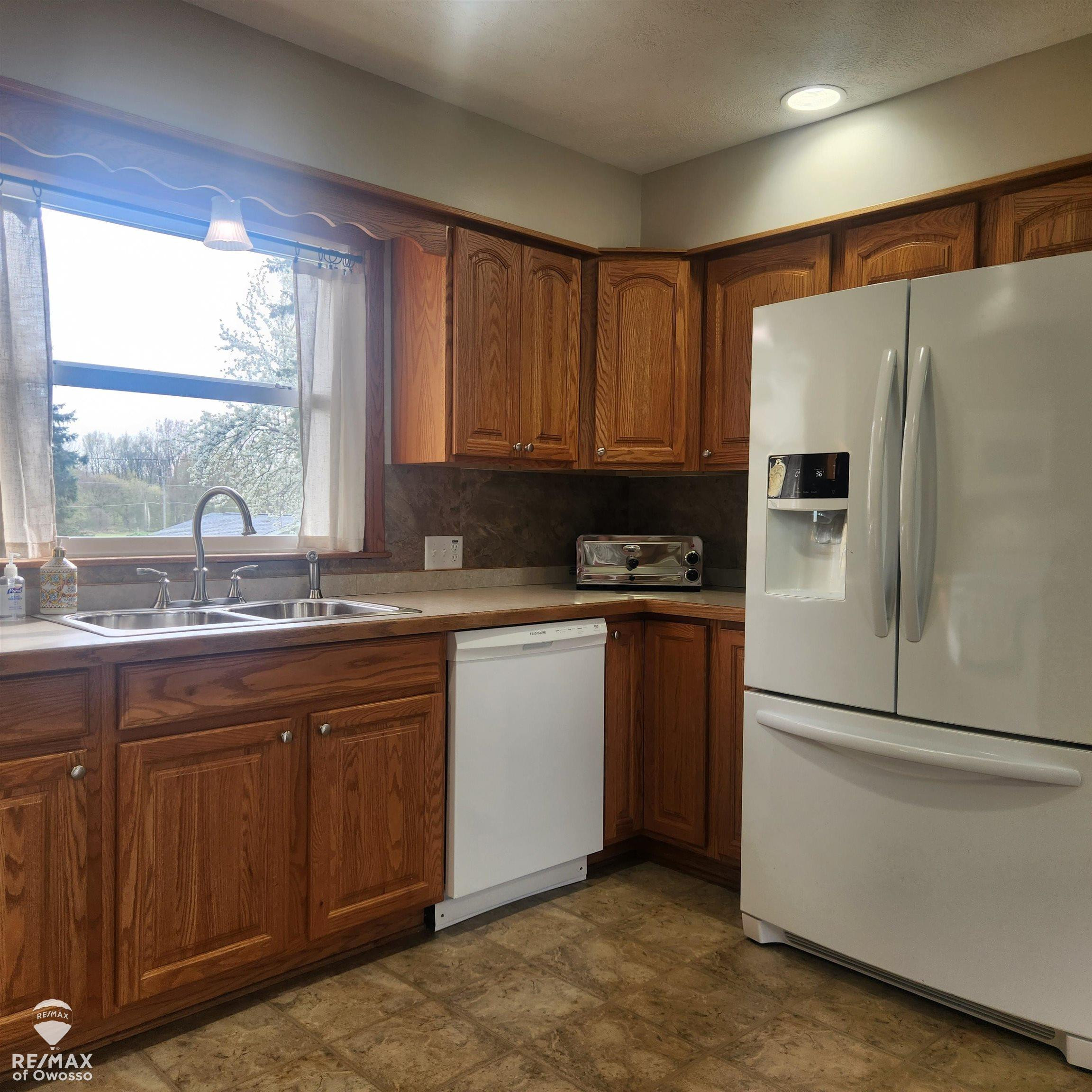 9881 W M-21 Road, Ovid, MI 48866 — Photo 6