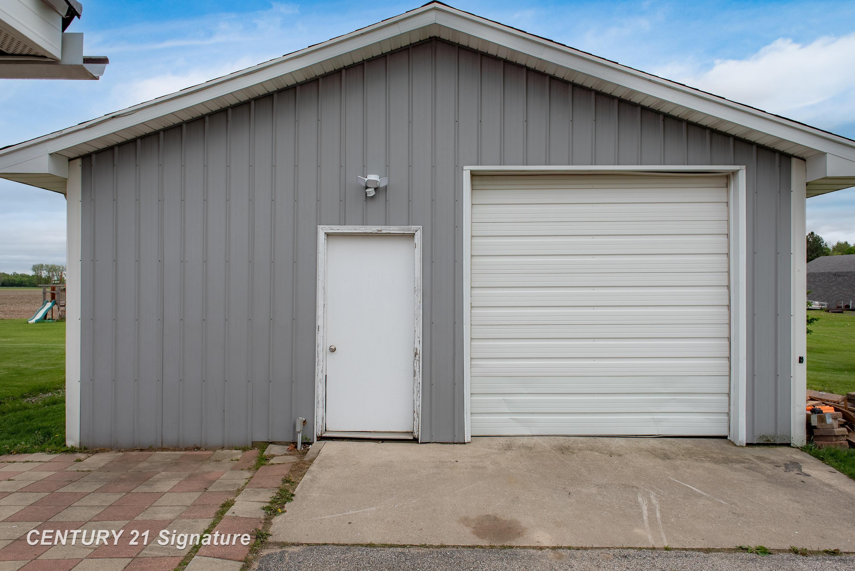 1311 Wilder Road, Auburn, MI 48611 — Photo 22