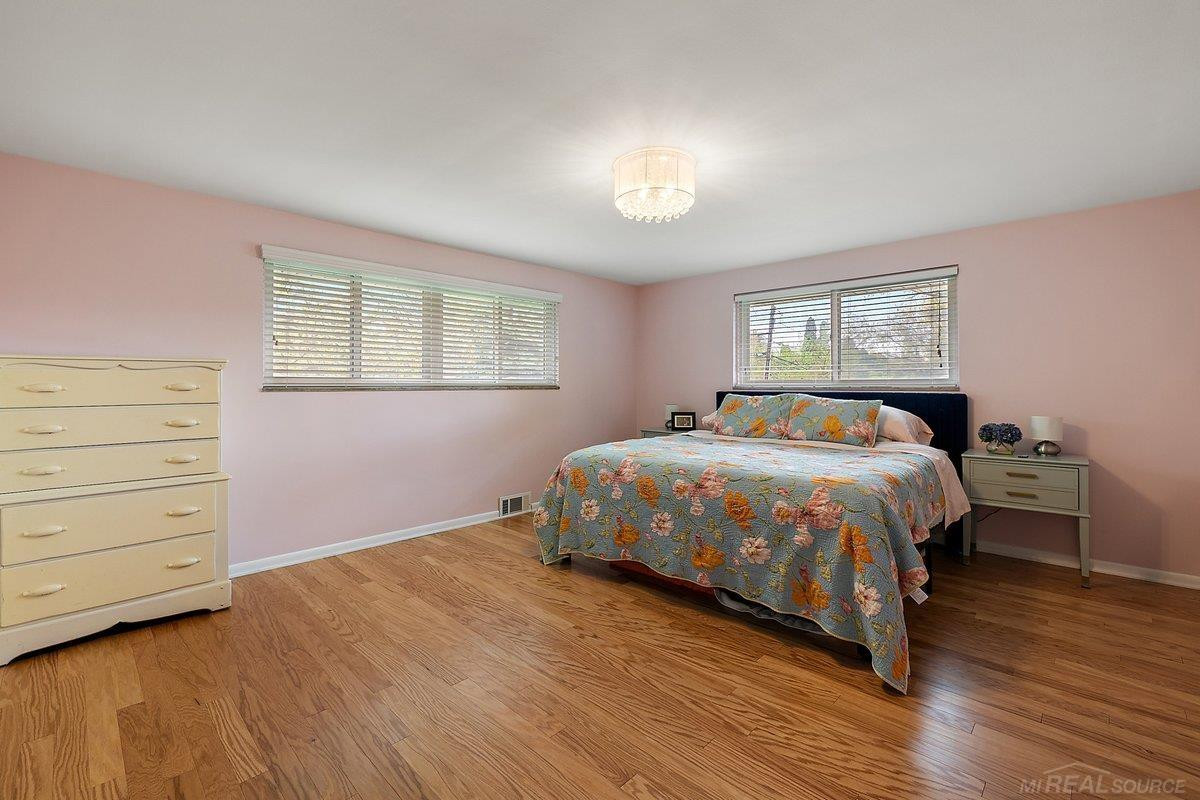 939 Ballantyne Road, Grosse Pointe Shores, MI 48236 — Photo 22