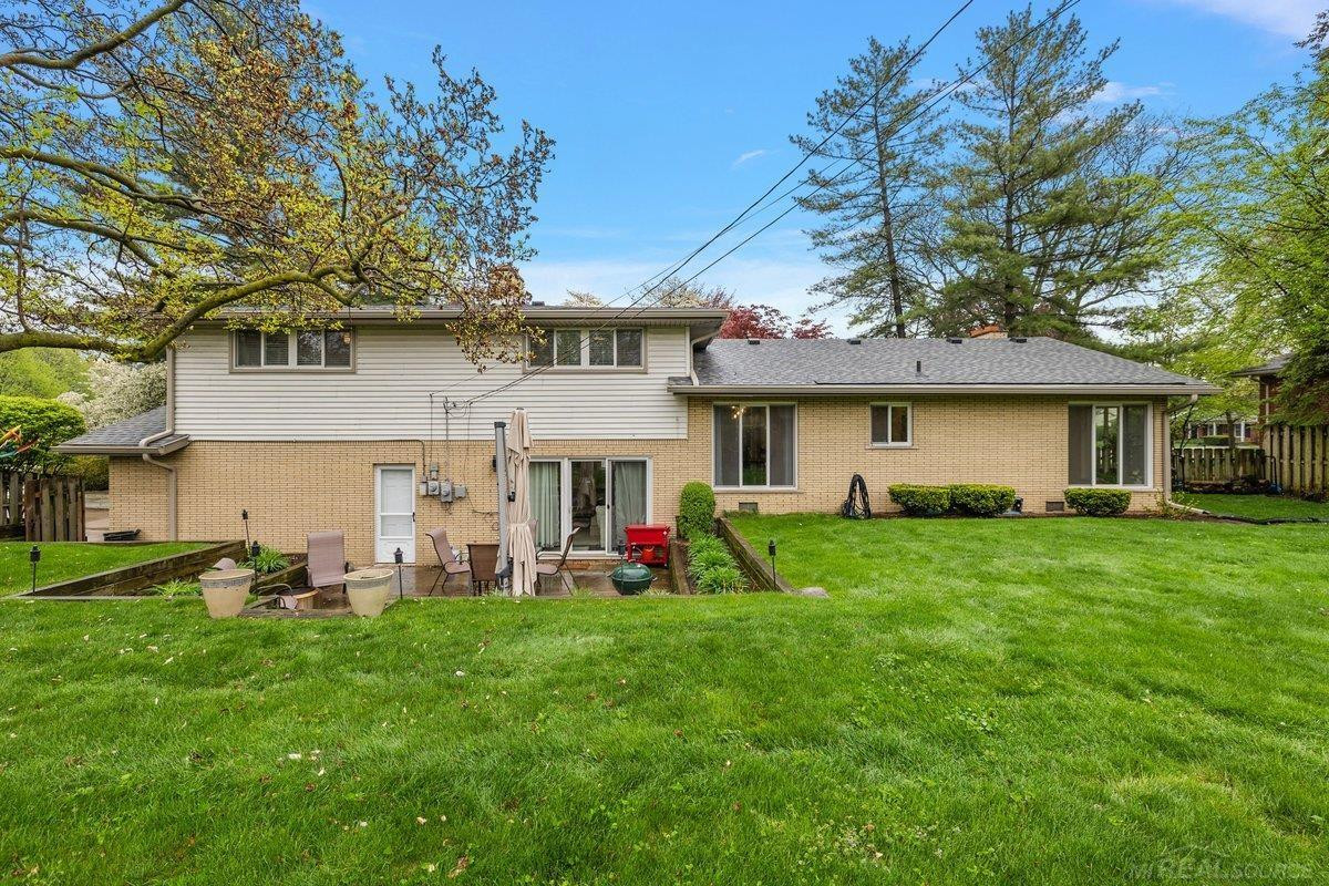 939 Ballantyne Road, Grosse Pointe Shores, MI 48236 — Photo 26