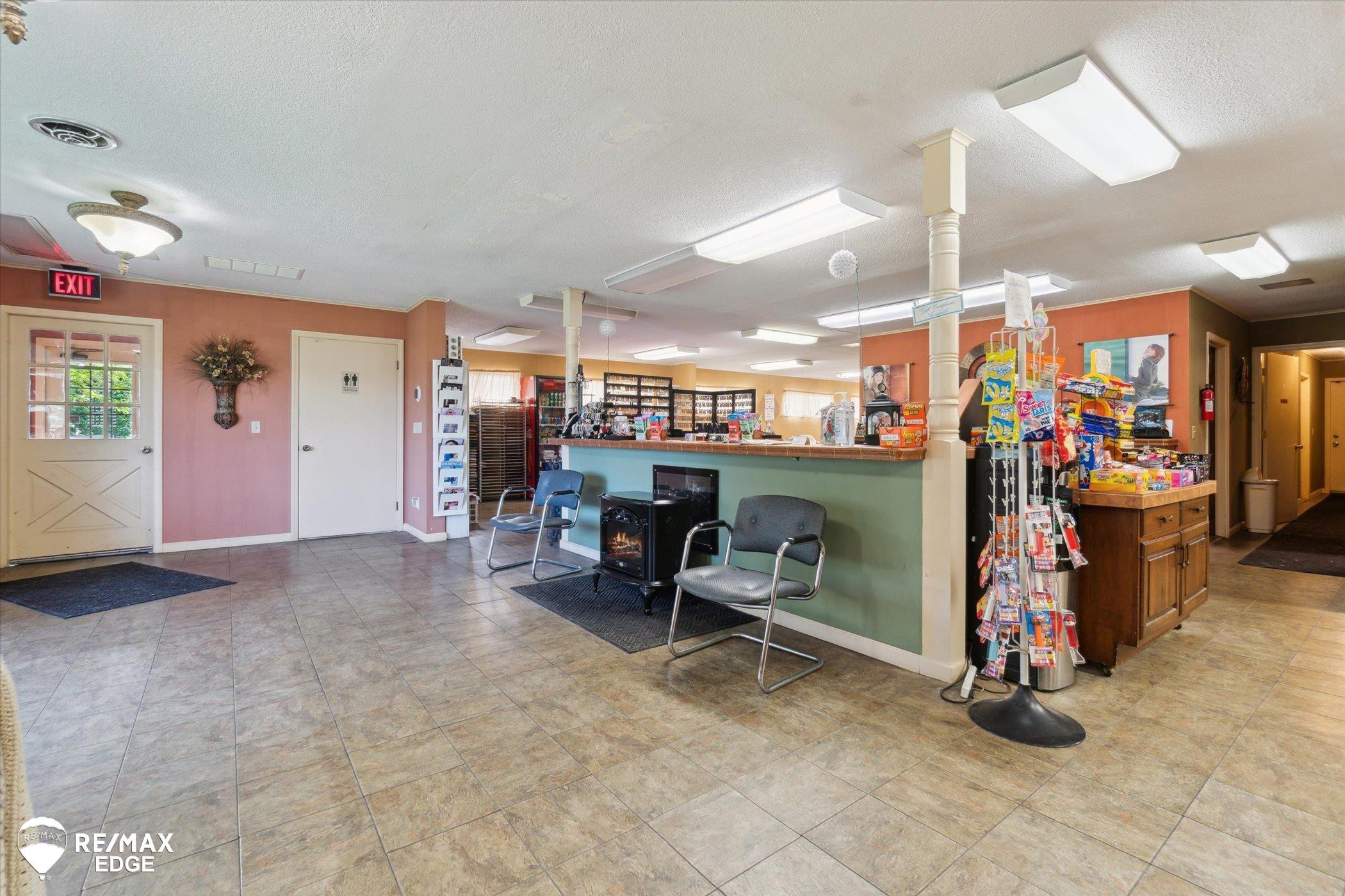 4344 Richfield Road, Flint, MI 48506 — Photo 10