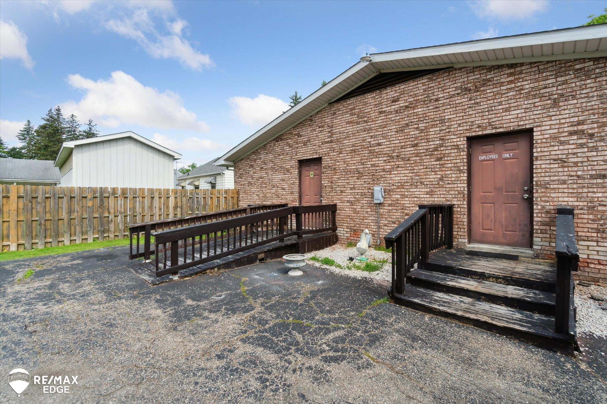 4344 Richfield Road, Flint, MI 48506 — Photo 32