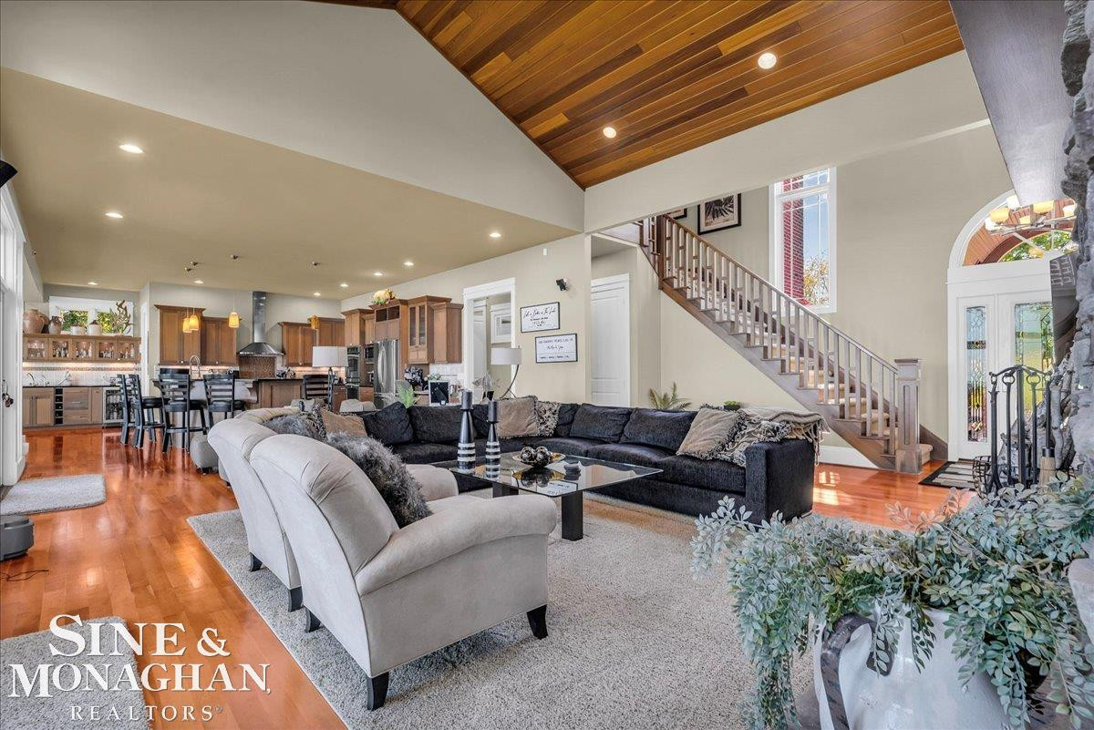 708 N Lakeshore Road, Port Sanilac, MI 48469 — Photo 10