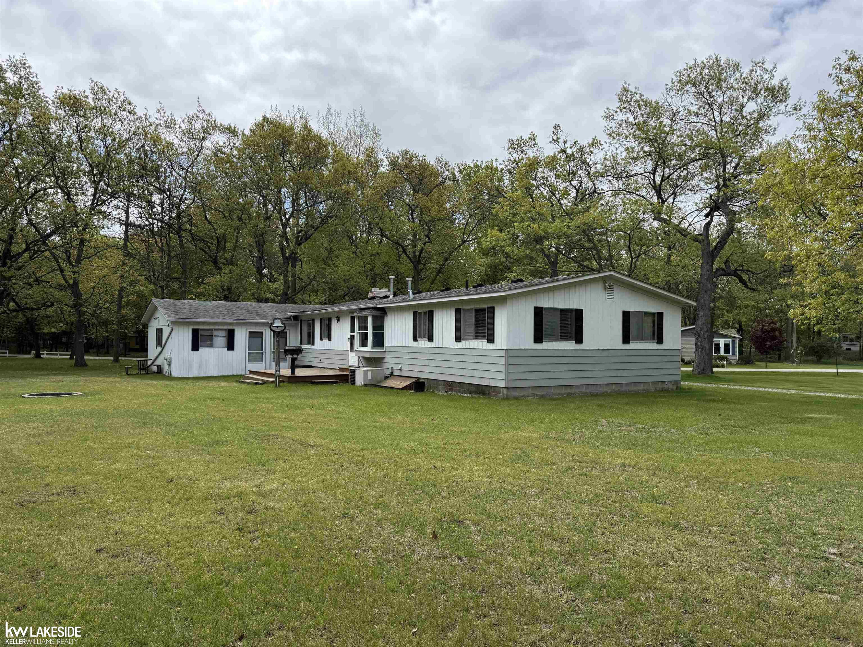 5740 Pine Drive, Caseville, MI 48725 — Photo 2