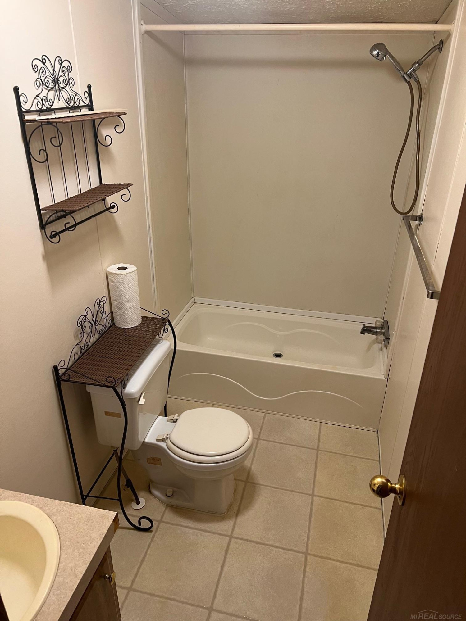 3065 S Curtisville Road, South Branch, MI 48761 — Photo 7