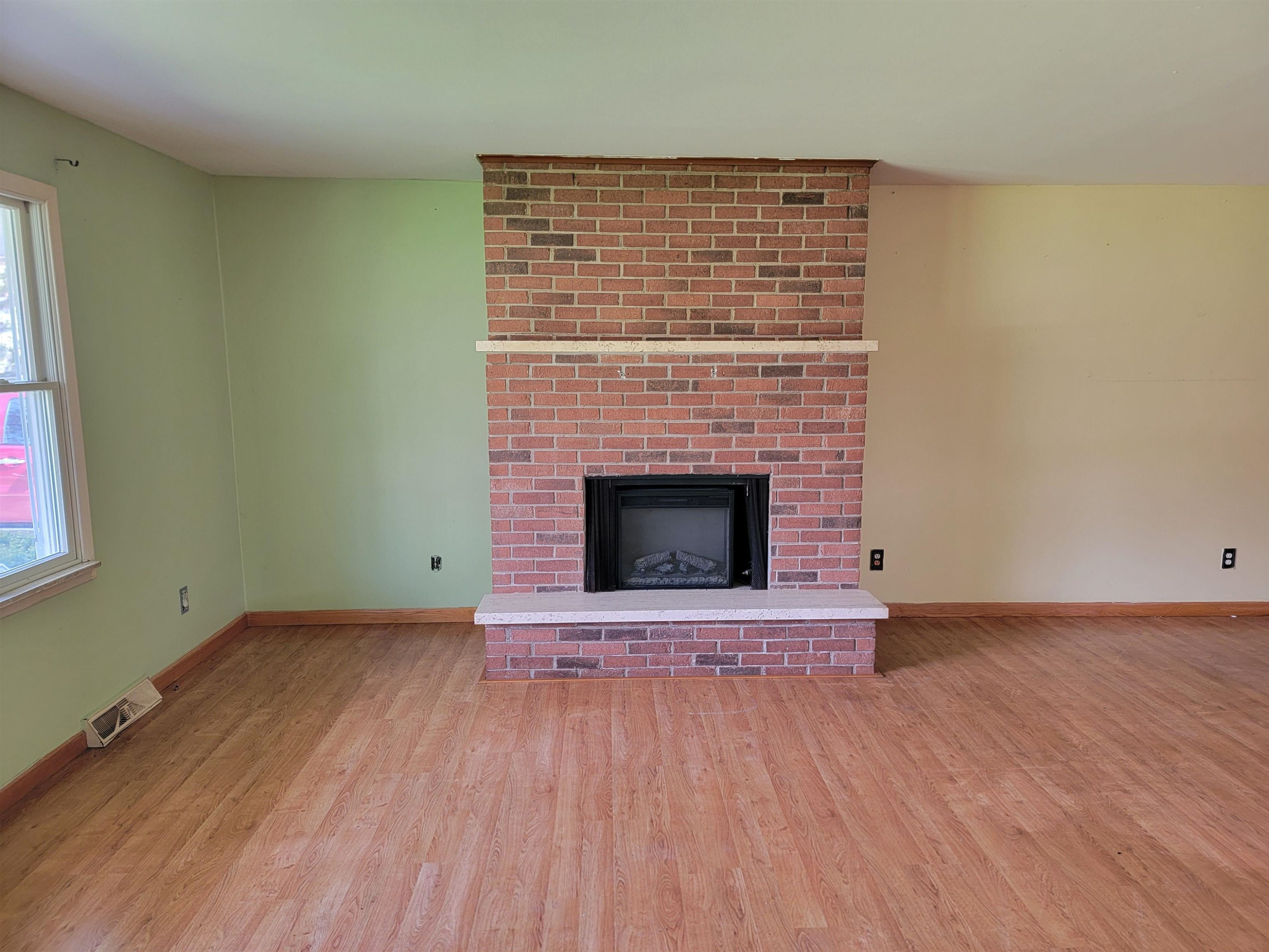 623 S Main Road, Chesaning, MI 48616 — Photo 18