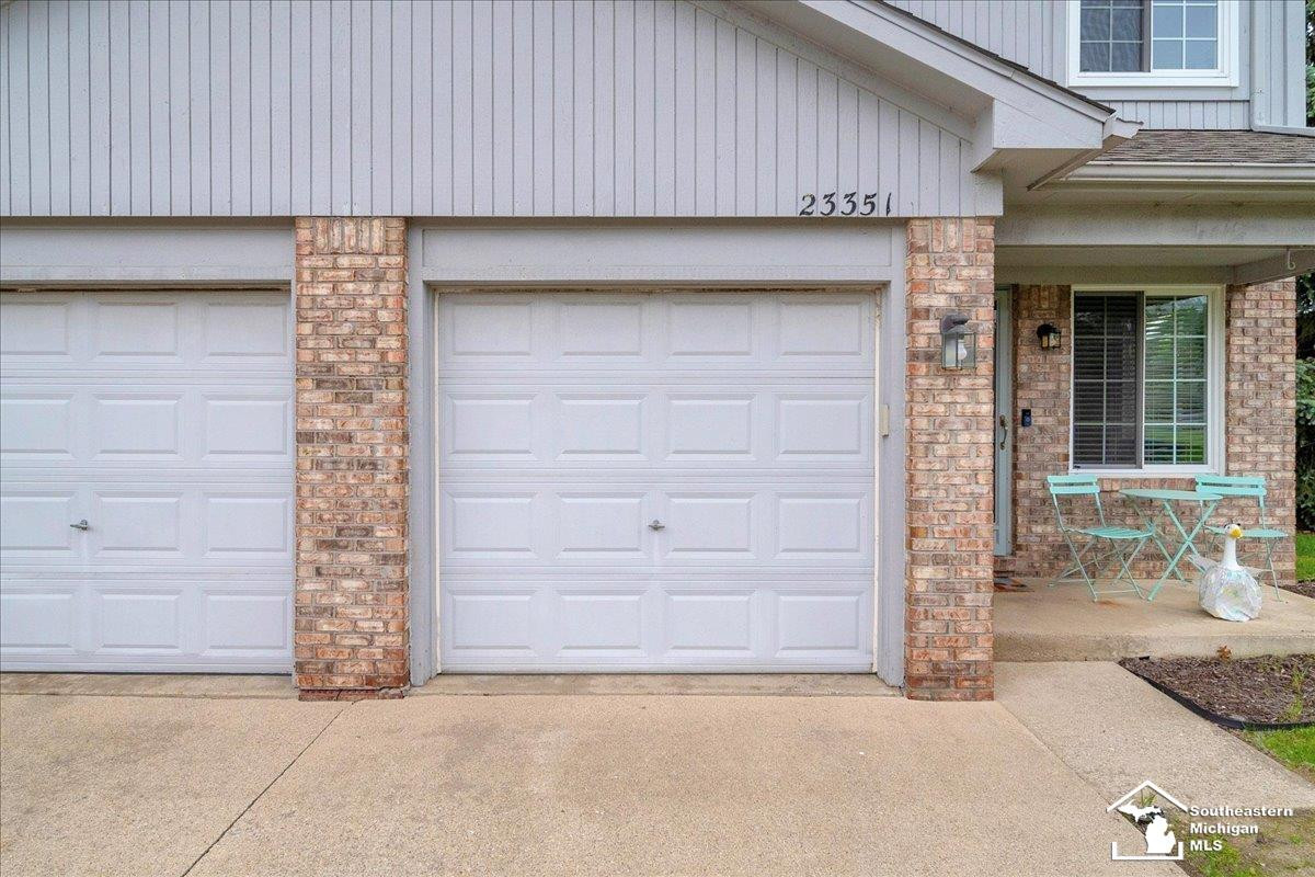 23351 Redman Court, Trenton, MI 48183 — Photo 4