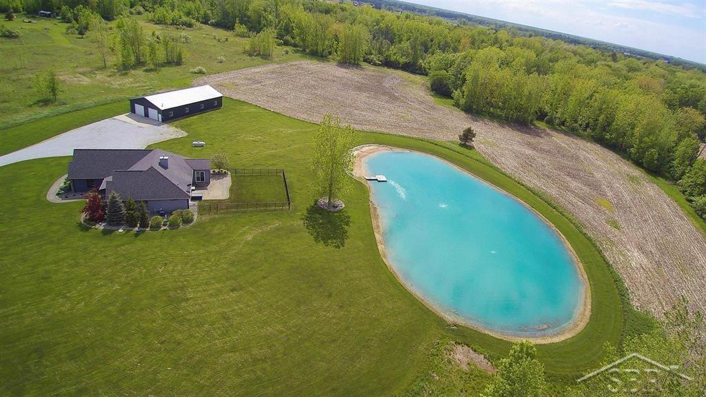 10399 Webster Road, Freeland, MI 48623 — Photo 2