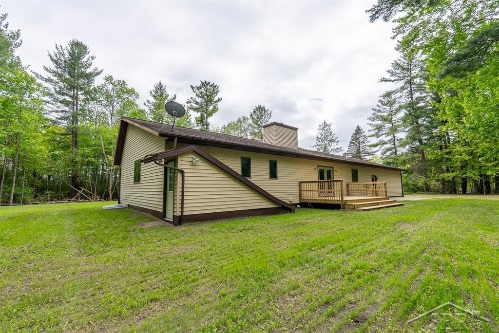 6568 N Sandy Ridge Drive, Hope, MI 48628 — Photo 23