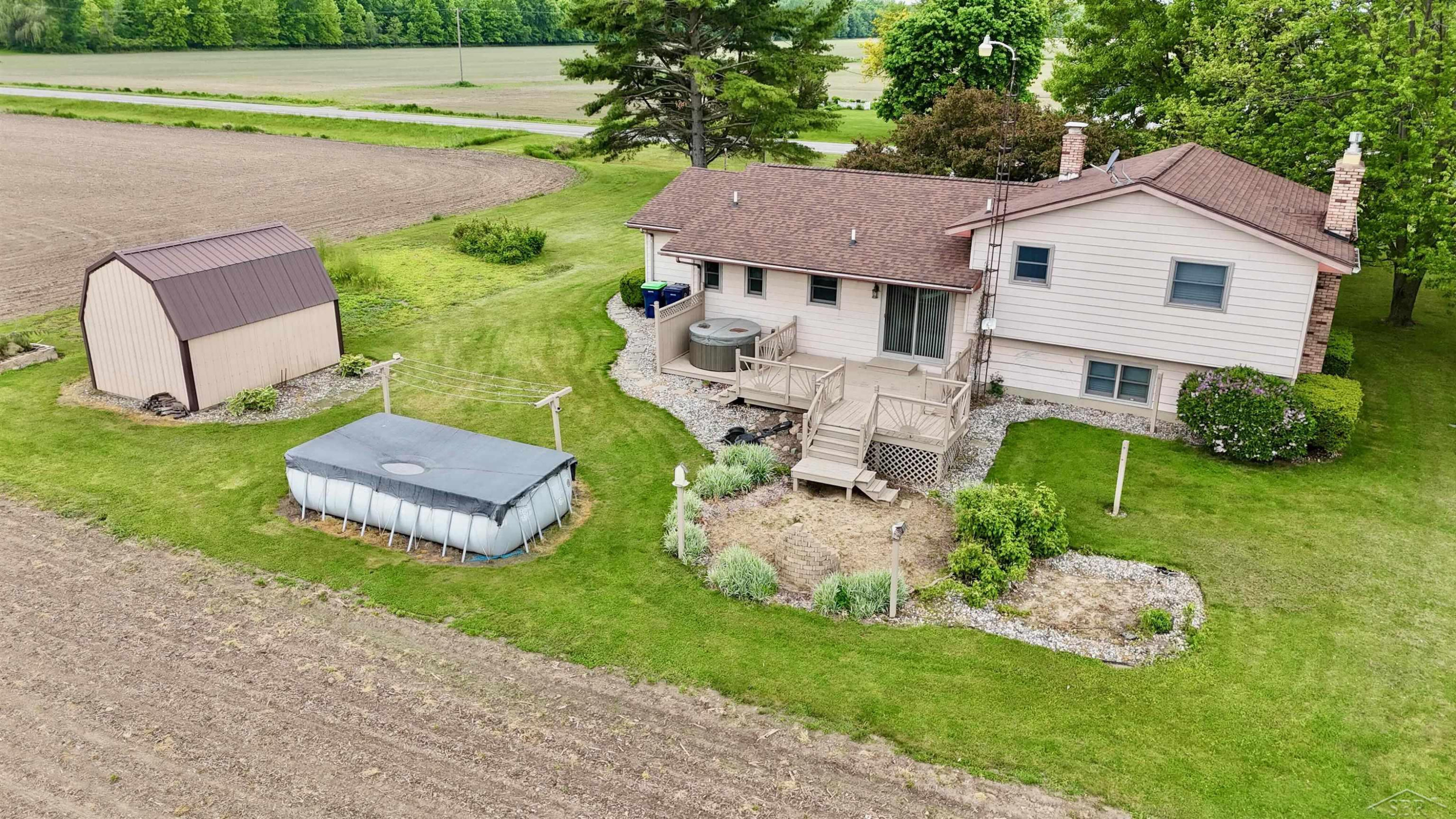 19379 Lincoln Road, New Lothrop, MI 48460 — Photo 10