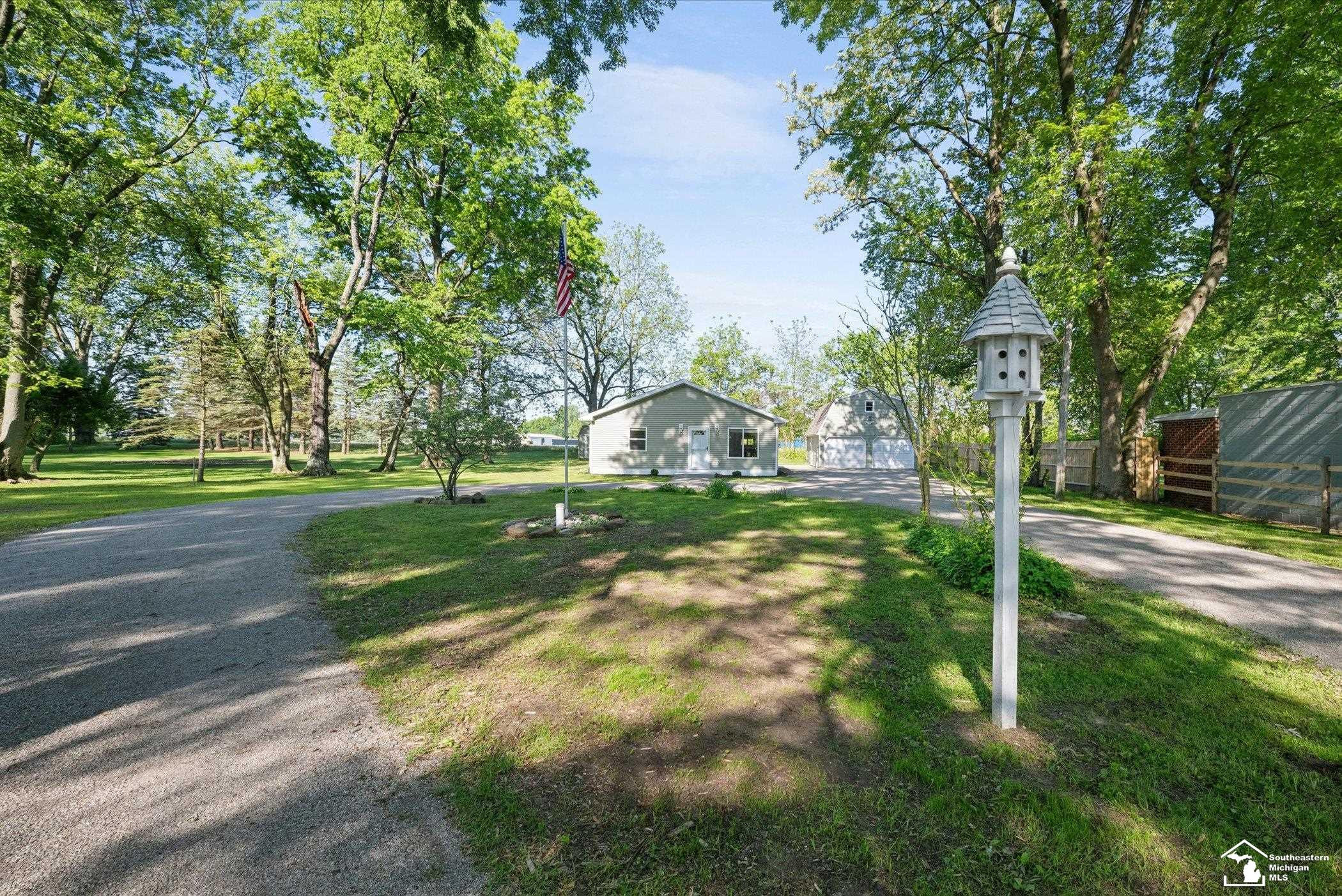 6861 whiteford center Road, Bedford, MI 48144 — Photo 2