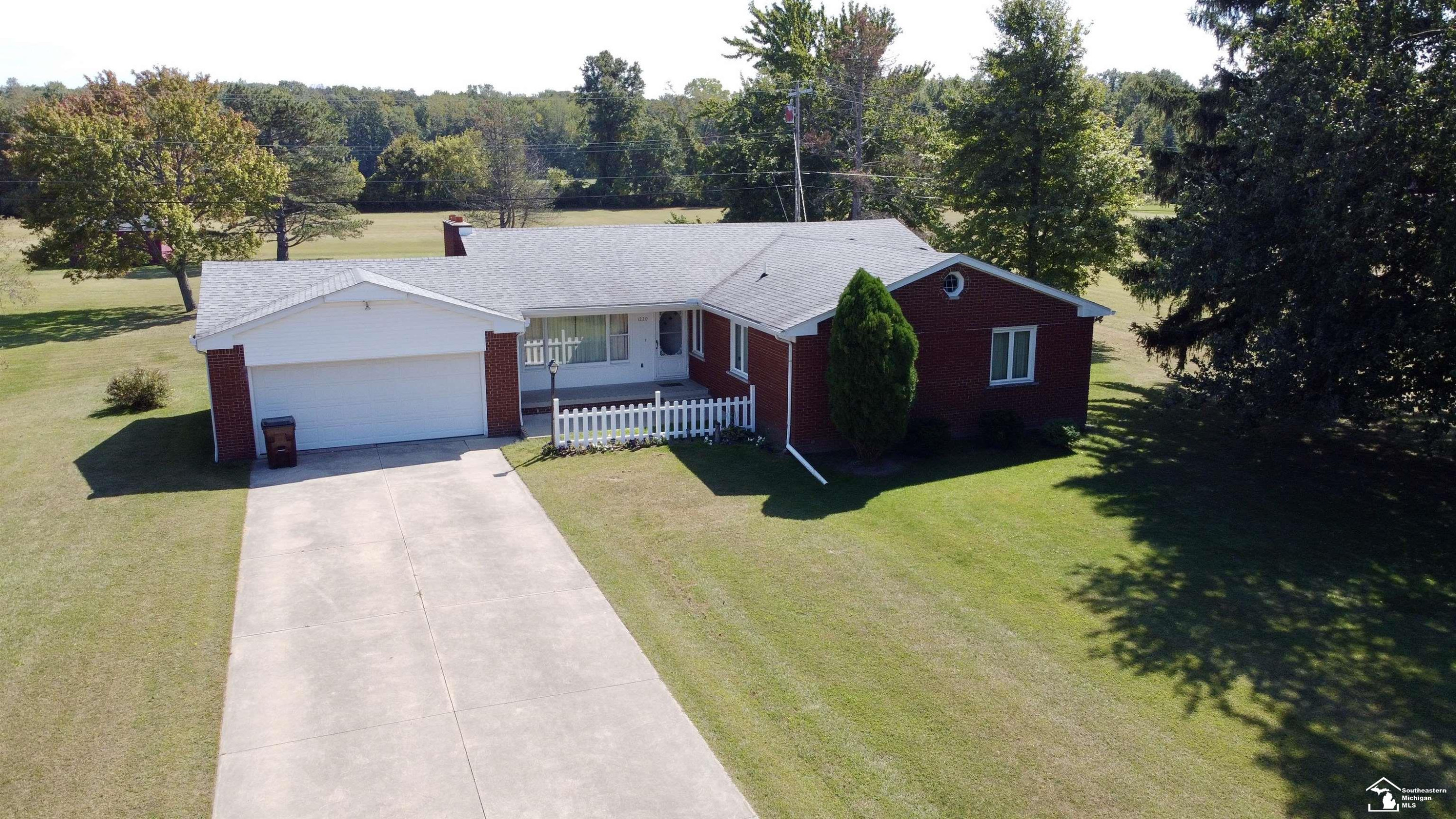 1220 N Raisinville Road, Monroe, MI 48162 — Photo 3