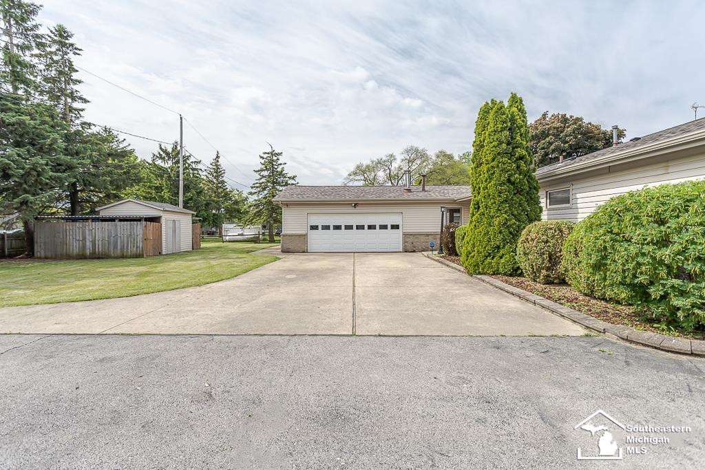 6337 Raymar Street, Erie, MI — Photo 6