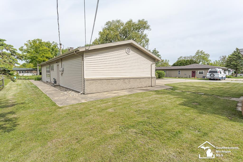 6337 Raymar Street, Erie, MI — Photo 9