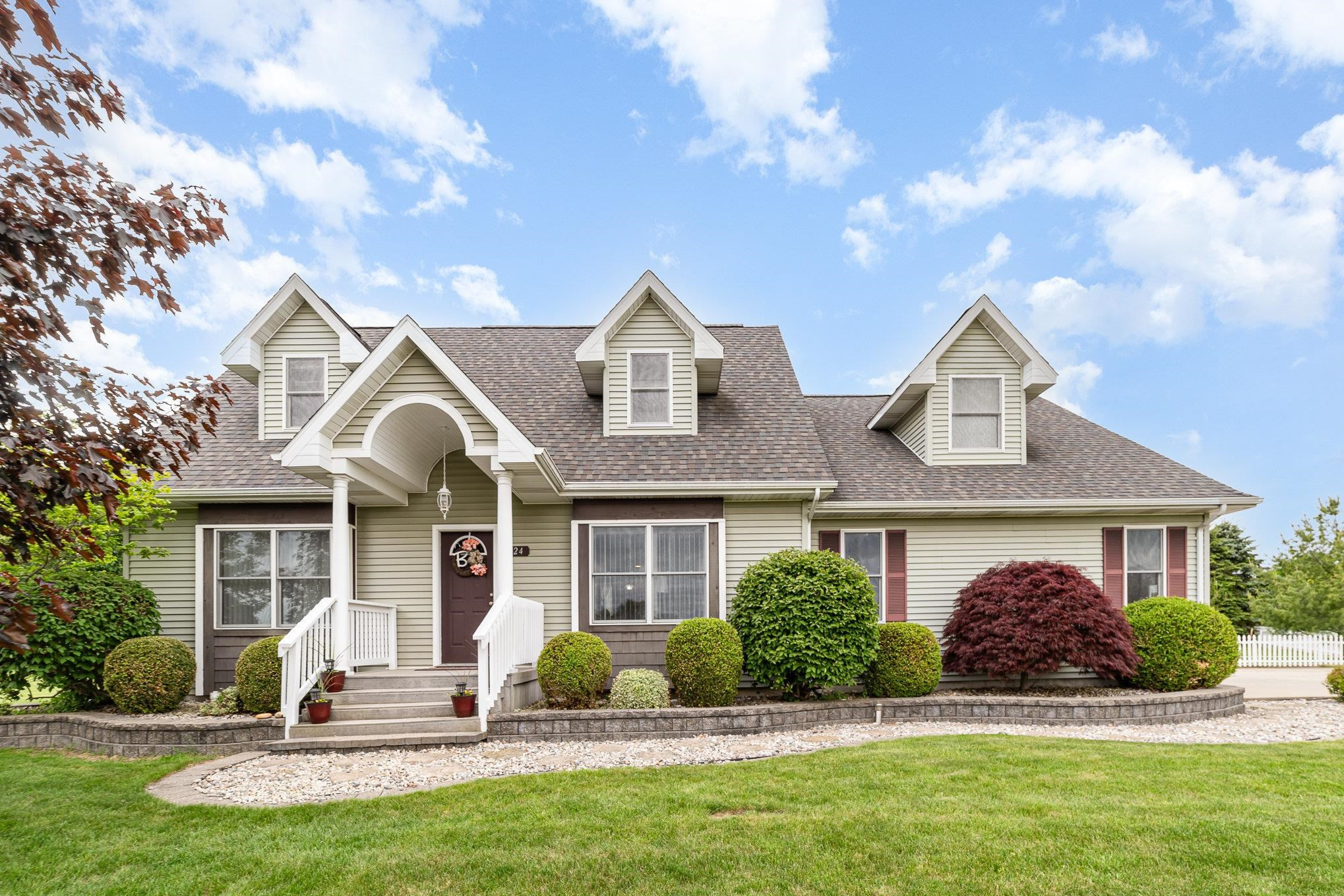 424 Gale Court, Ithaca, MI 48847 — Photo 2