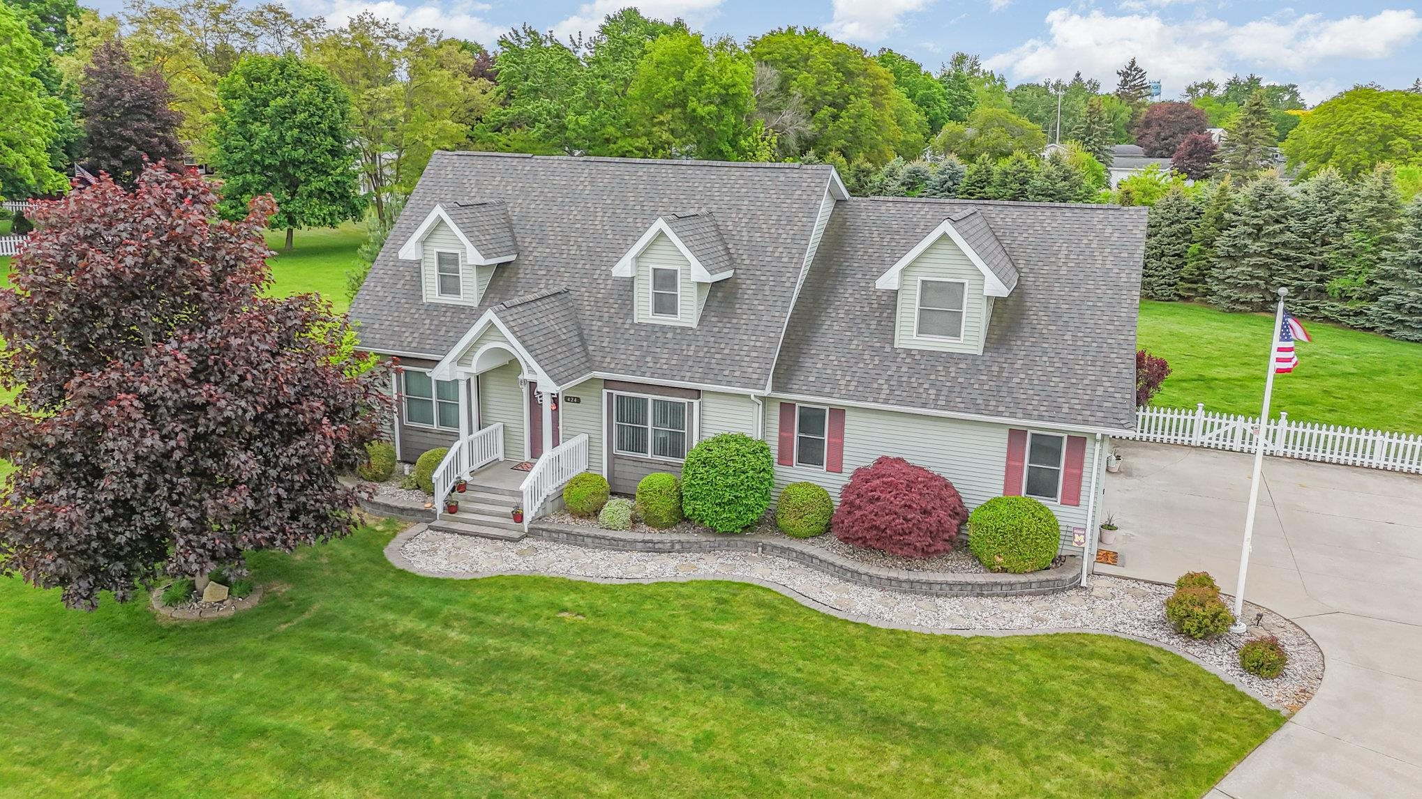 424 Gale Court, Ithaca, MI 48847 — Photo 3