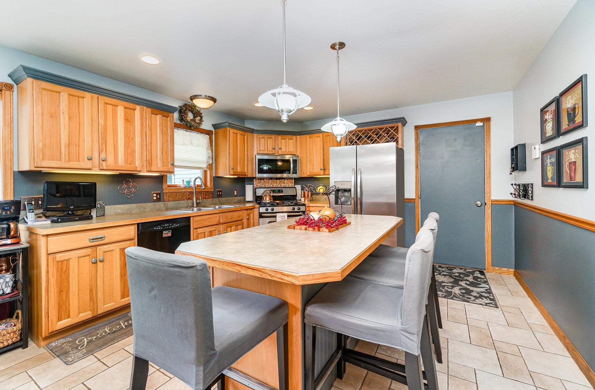 424 Gale Court, Ithaca, MI 48847 — Photo 8