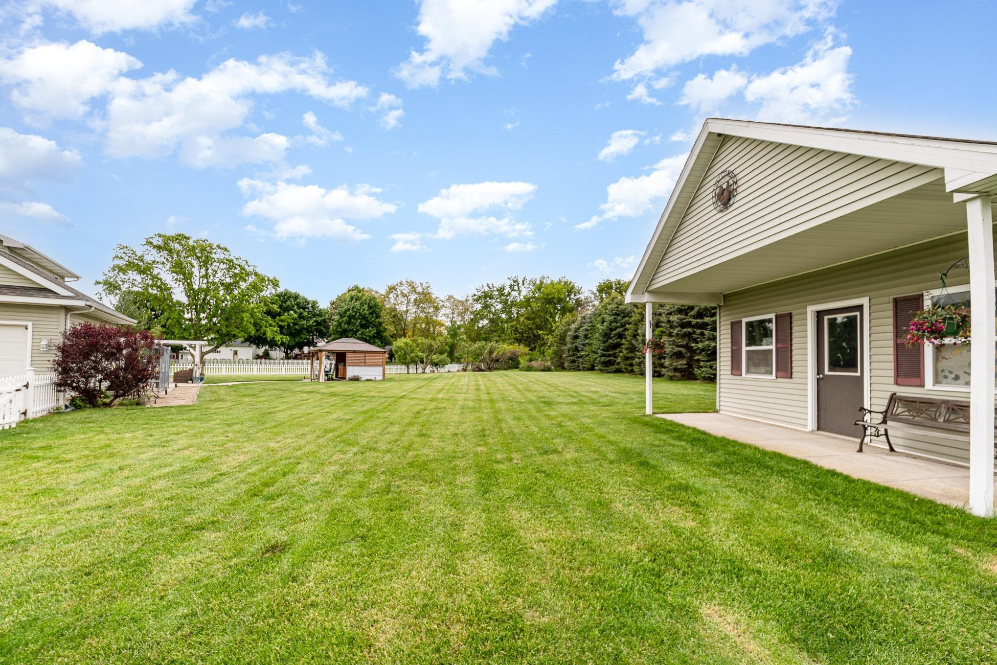424 Gale Court, Ithaca, MI 48847 — Photo 38