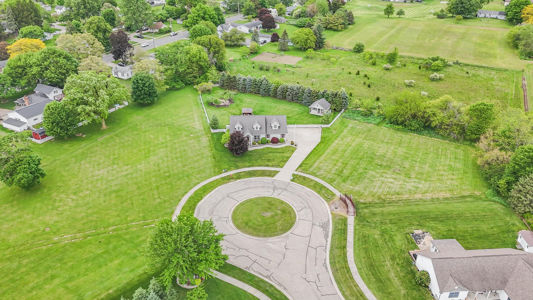 424 Gale Court, Ithaca, MI 48847 — Photo 41