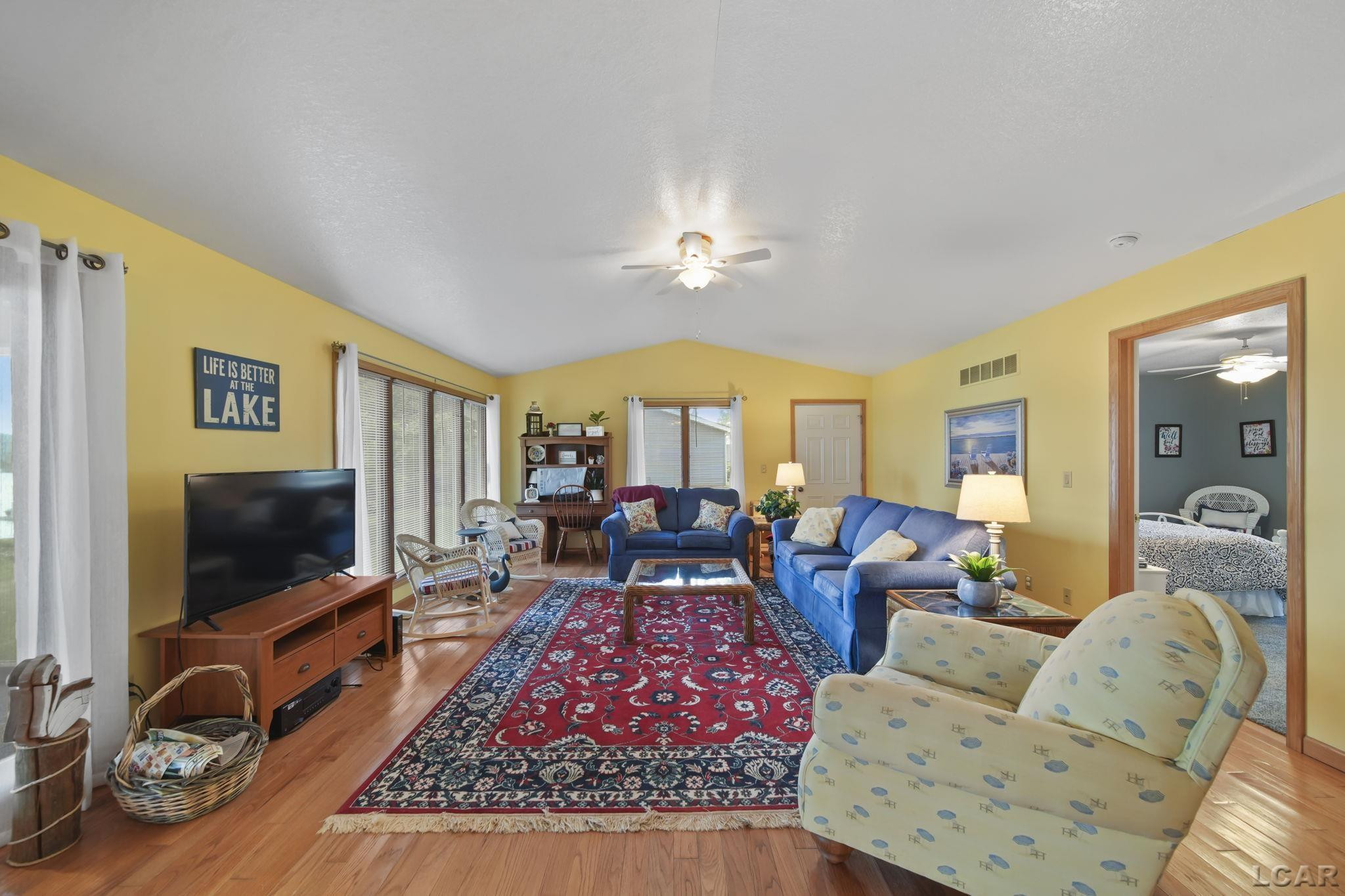227 Lake View Drive, Hudson, MI 49247 — Photo 4