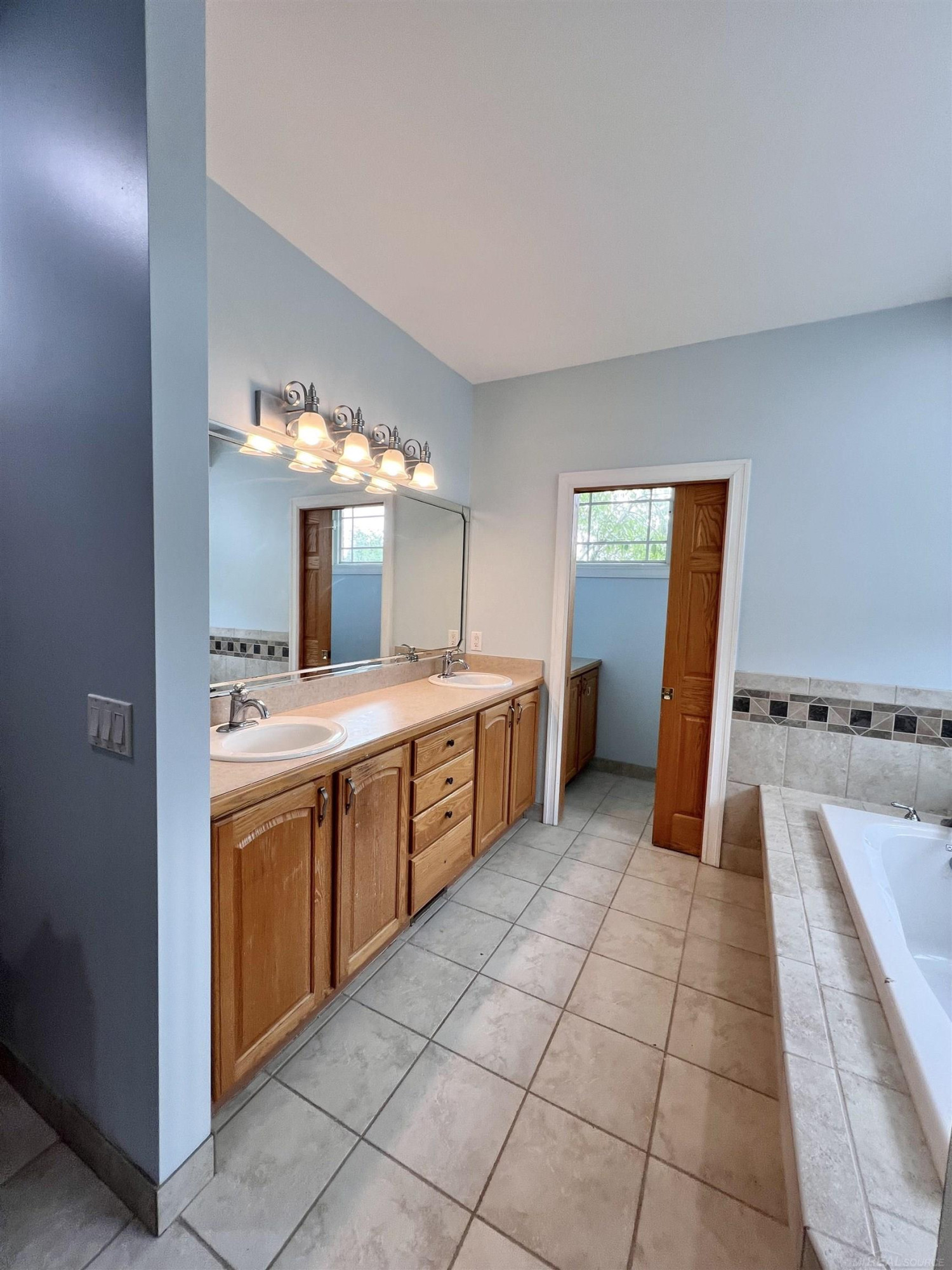 815 Cove Road, Wales, MI — Photo 39