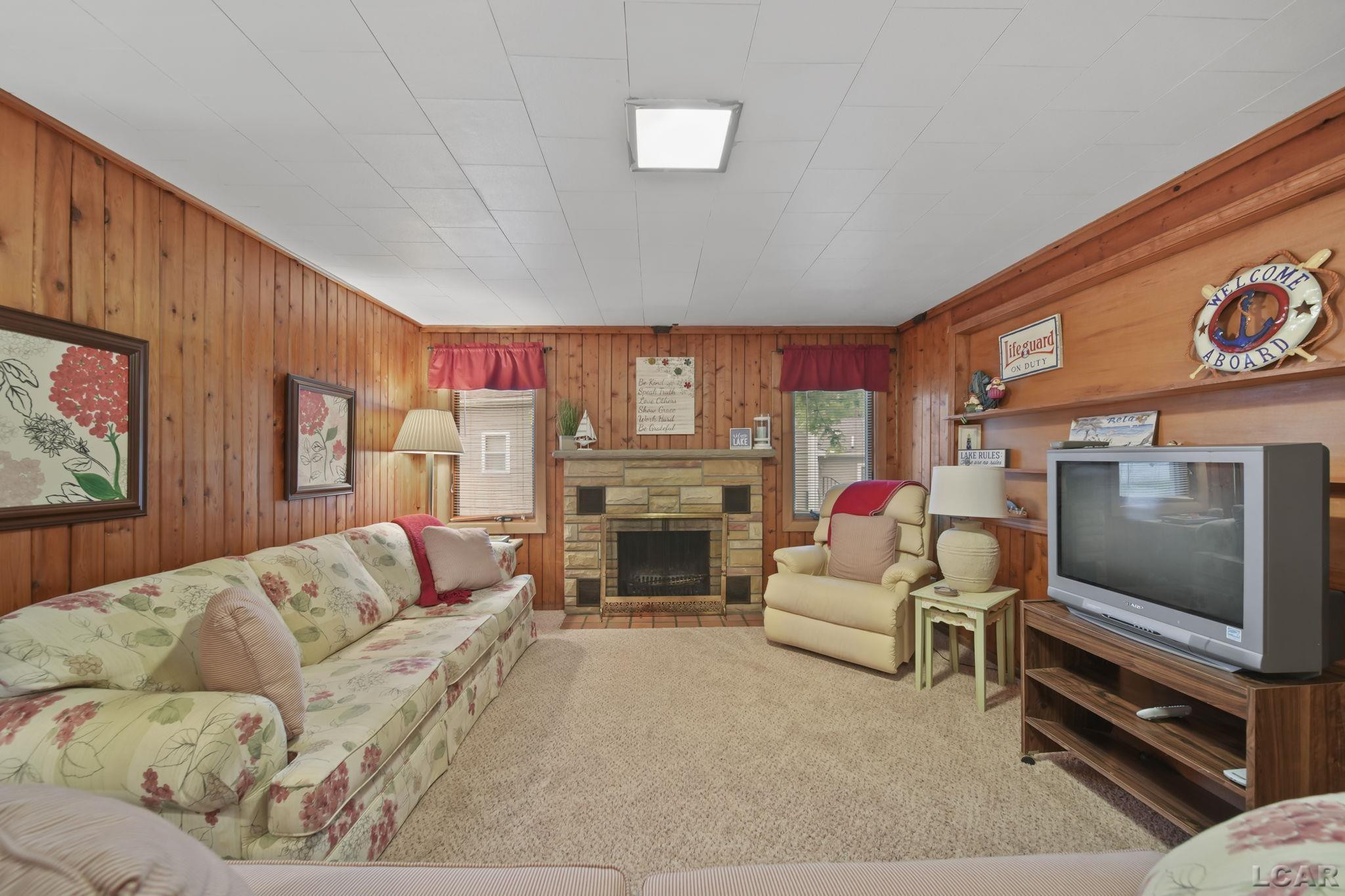 227 Lake View Drive, Hudson, MI 49247 — Photo 29