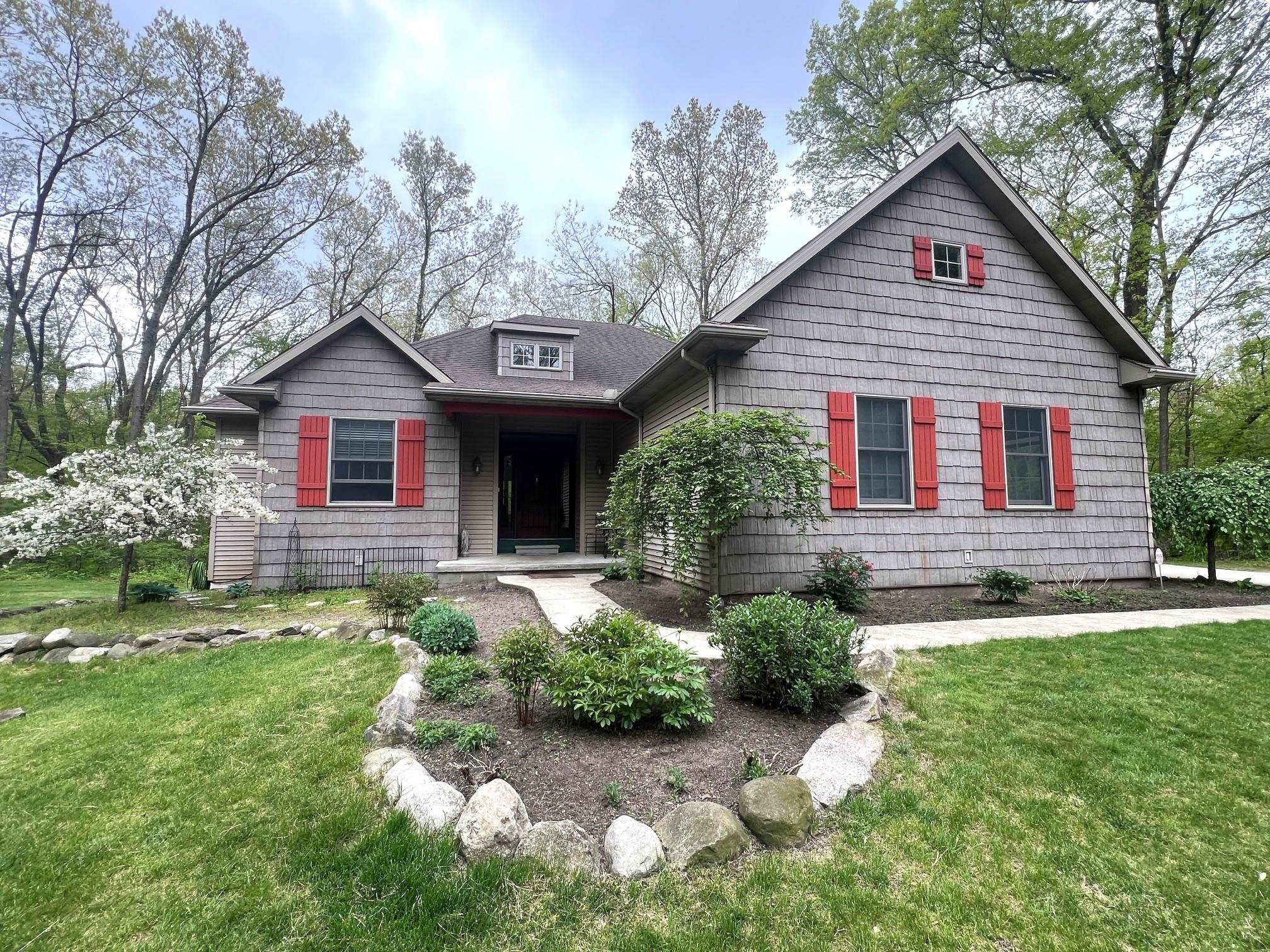 9401 Lakeview Drive, Linden, MI 48451 — Photo 2