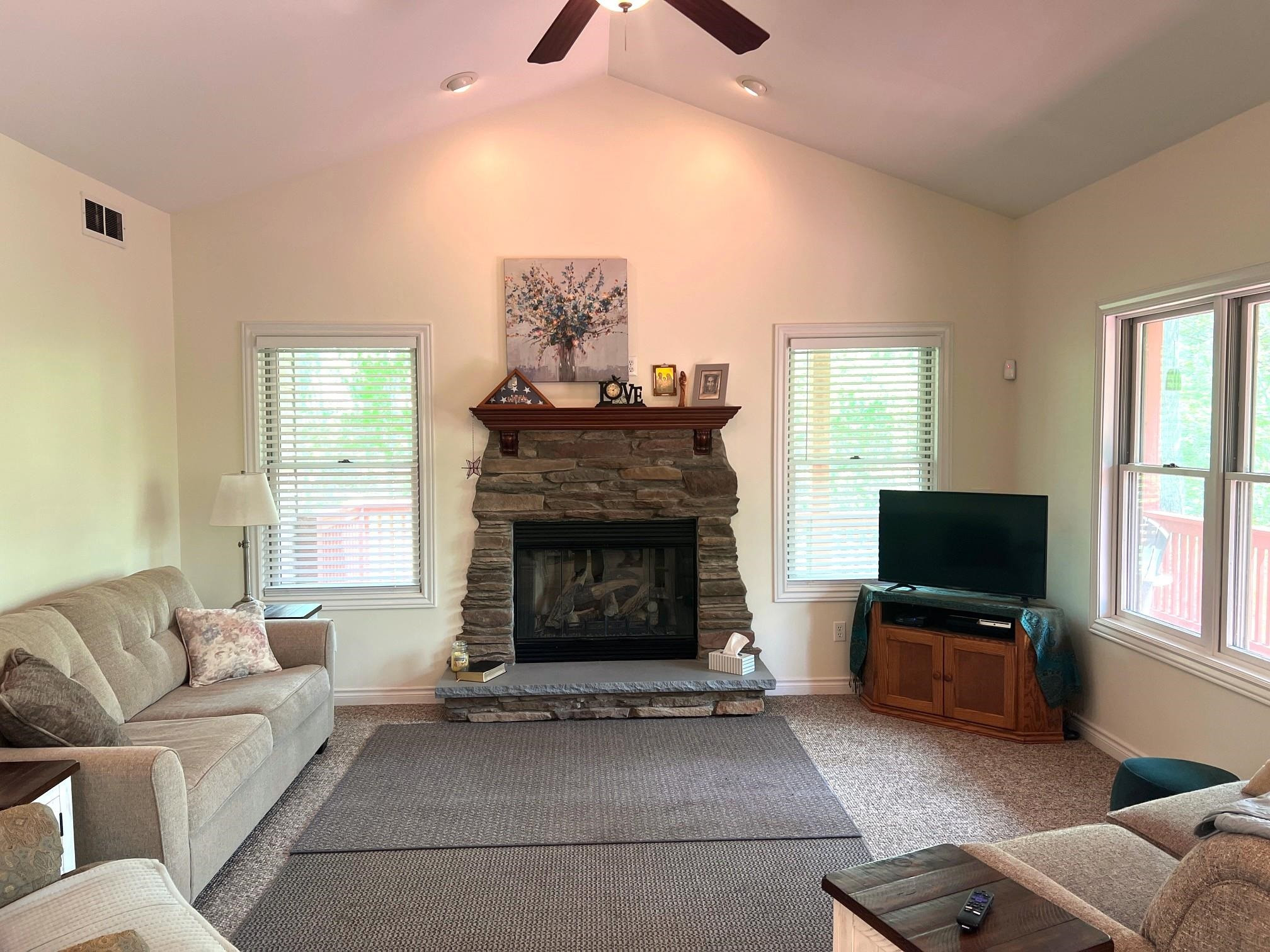 9401 Lakeview Drive, Linden, MI 48451 — Photo 7