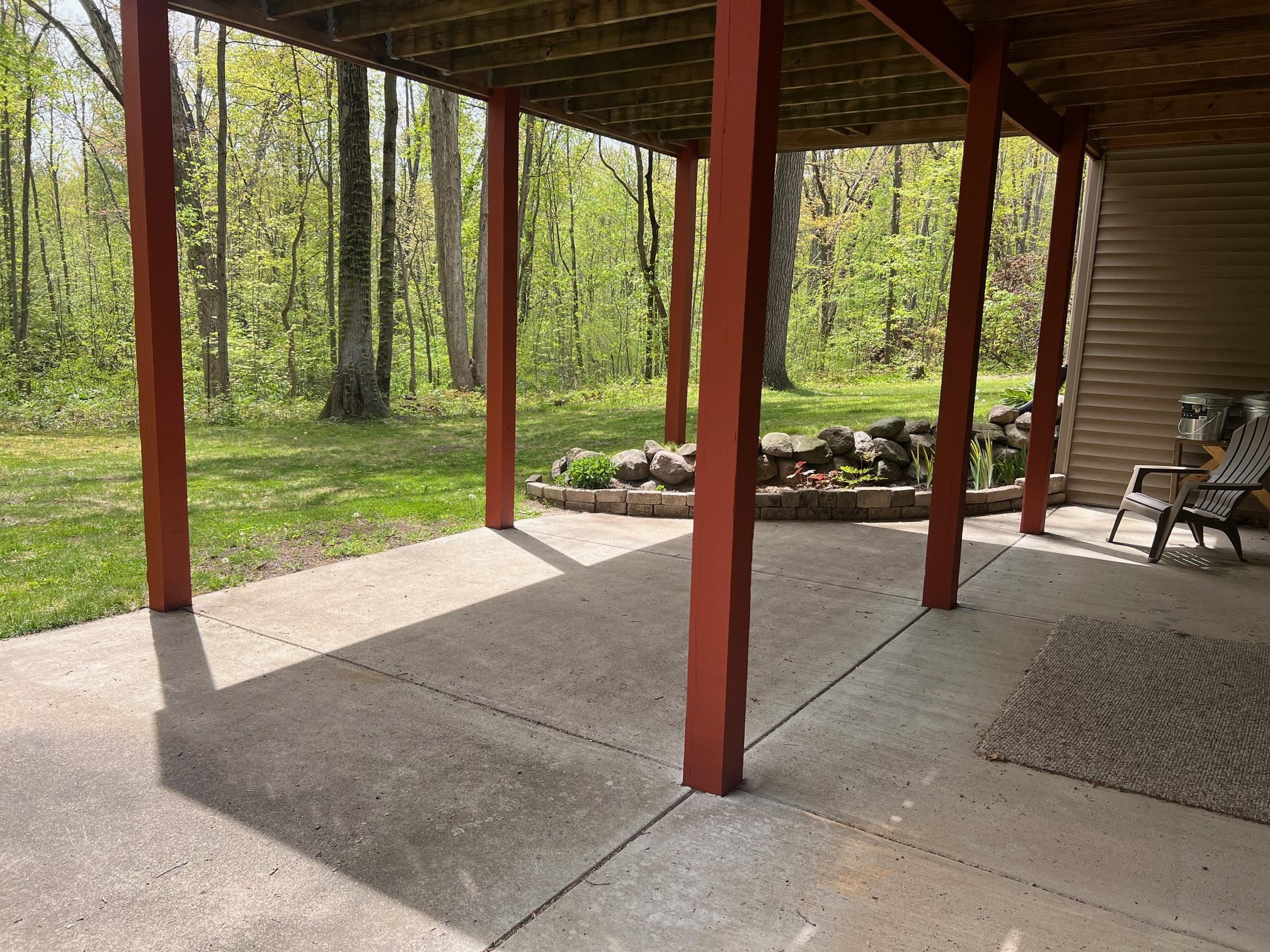 9401 Lakeview Drive, Linden, MI 48451 — Photo 31