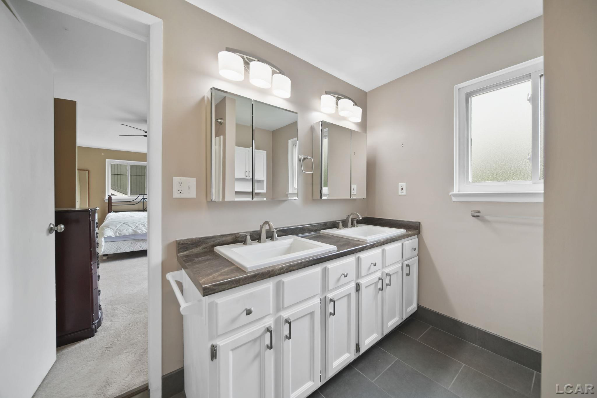 5662 Caren Drive, Ypsilanti, MI 48197 — Photo 26