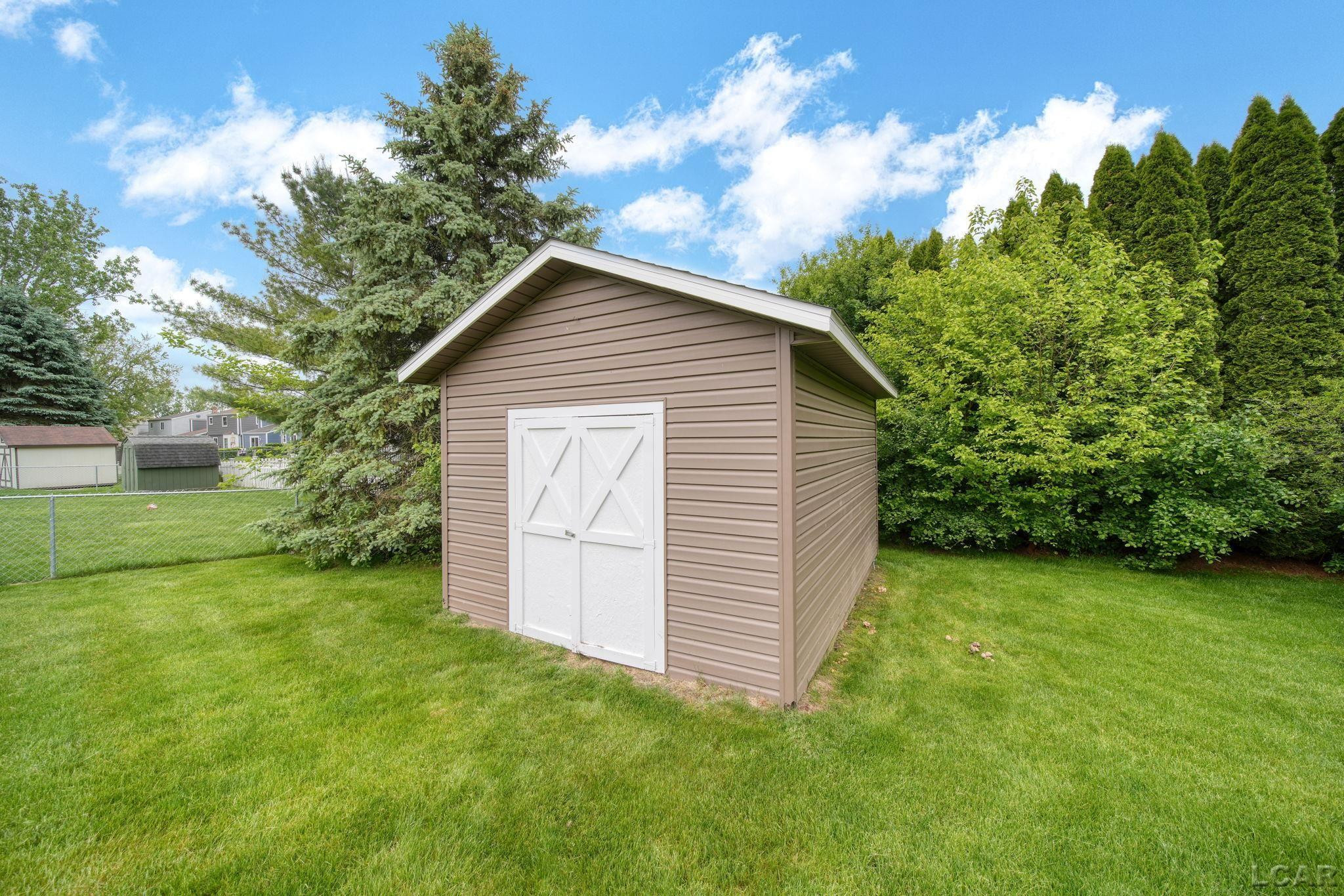 5662 Caren Drive, Ypsilanti, MI 48197 — Photo 36