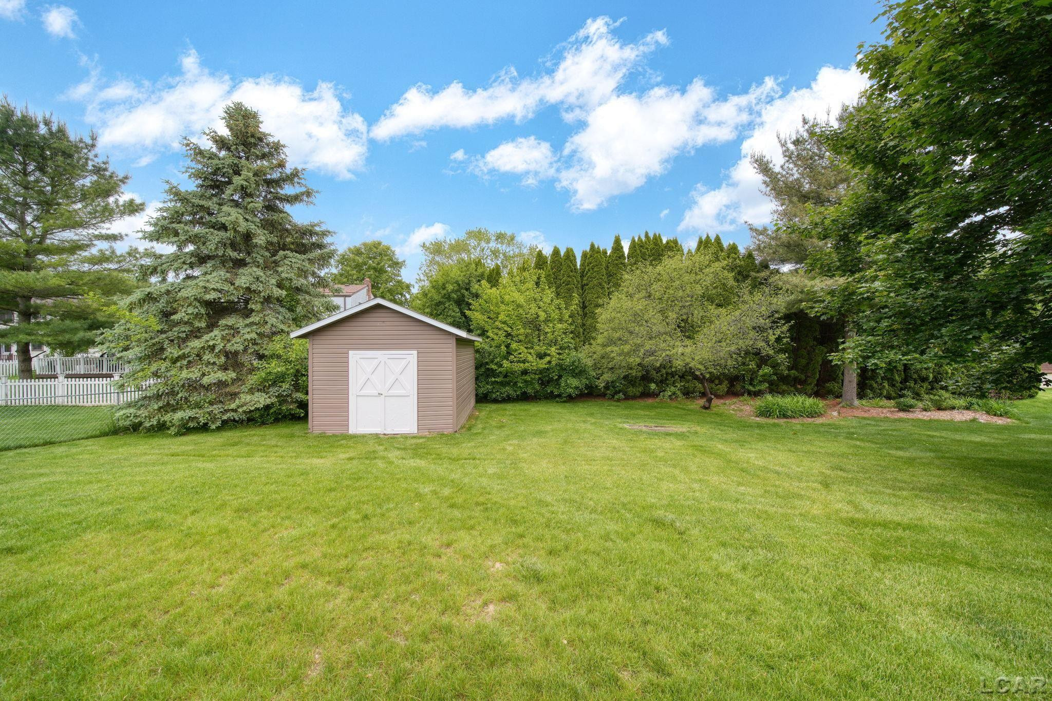 5662 Caren Drive, Ypsilanti, MI 48197 — Photo 40