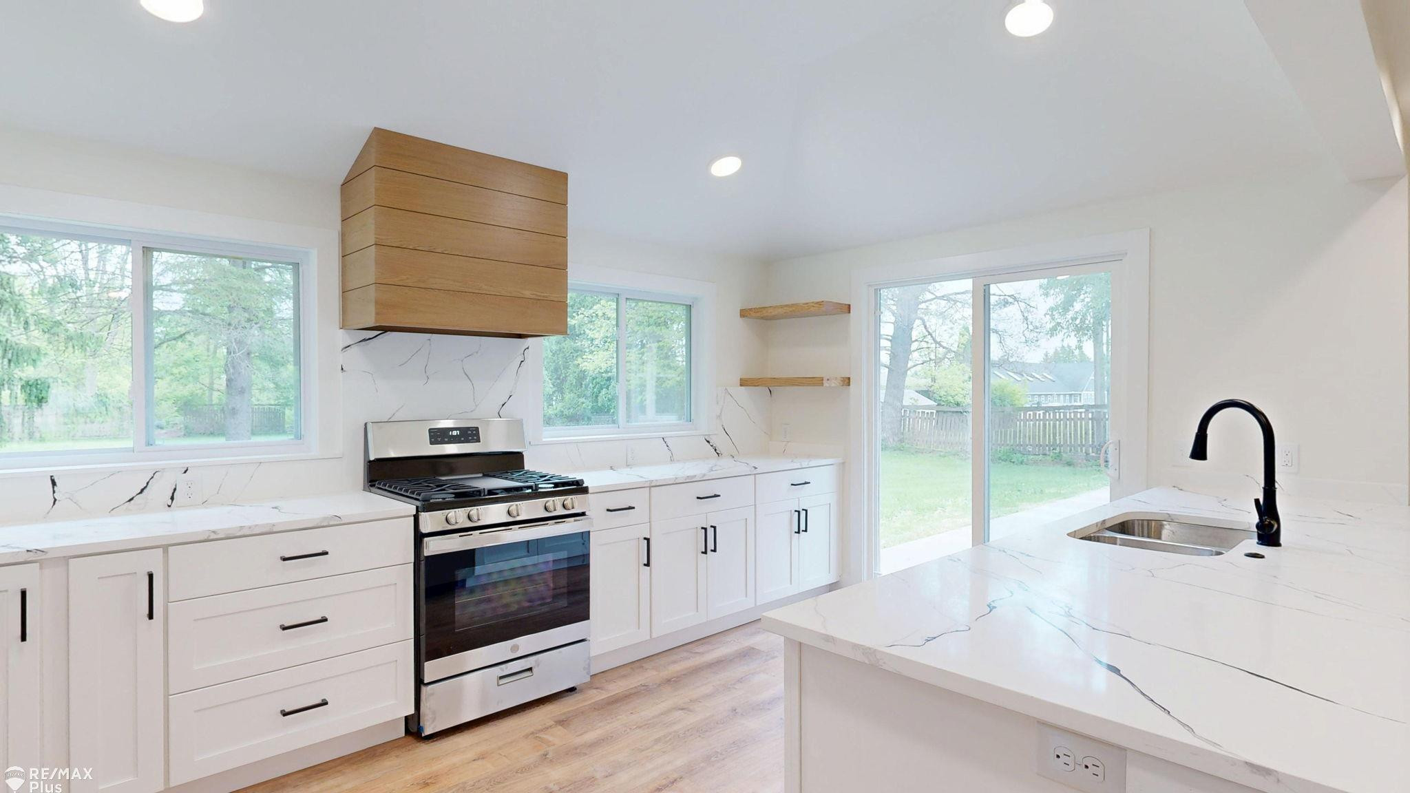 1022 Turrill Road, Lapeer, MI 48446 — Photo 12