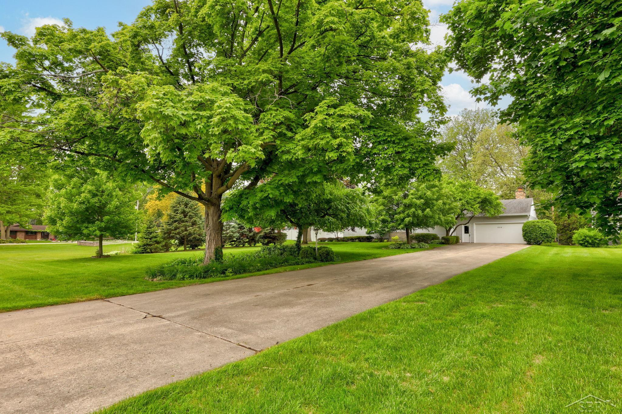 1215 Orchard Road, Essexville, MI 48732 — Photo 30