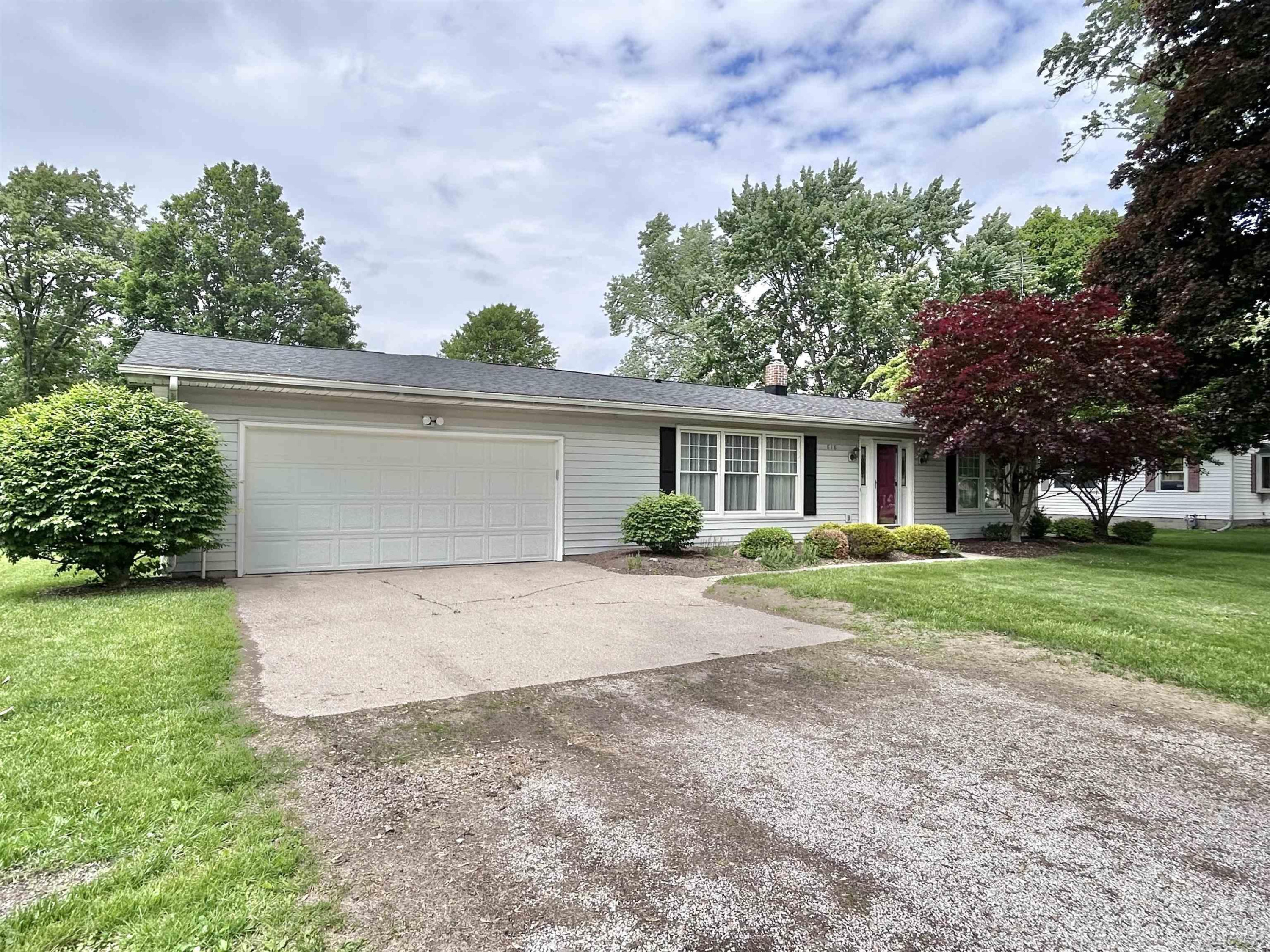 818 W Chestnut Street, Morenci, MI 49256 — Photo 2
