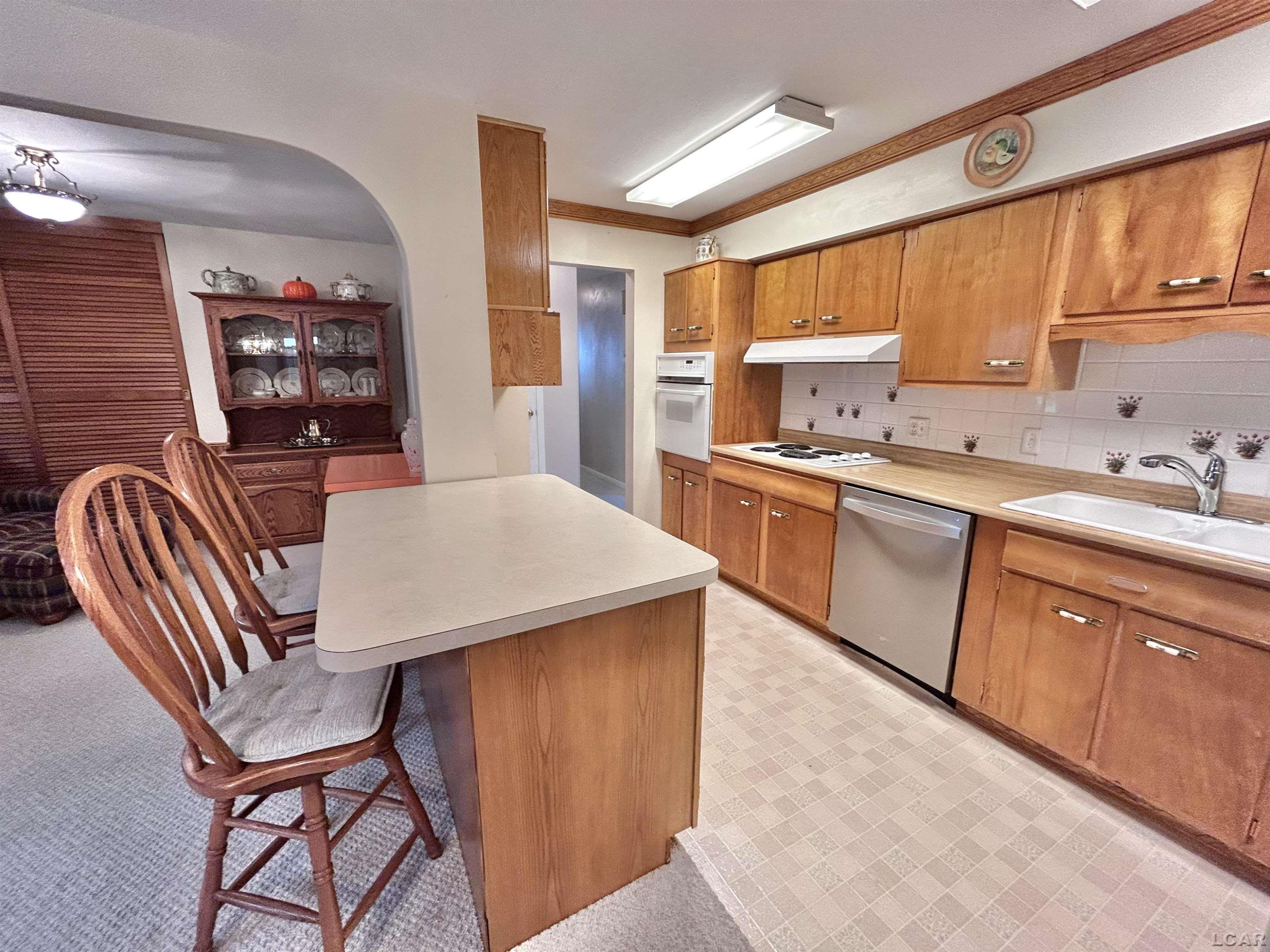 818 W Chestnut Street, Morenci, MI 49256 — Photo 10