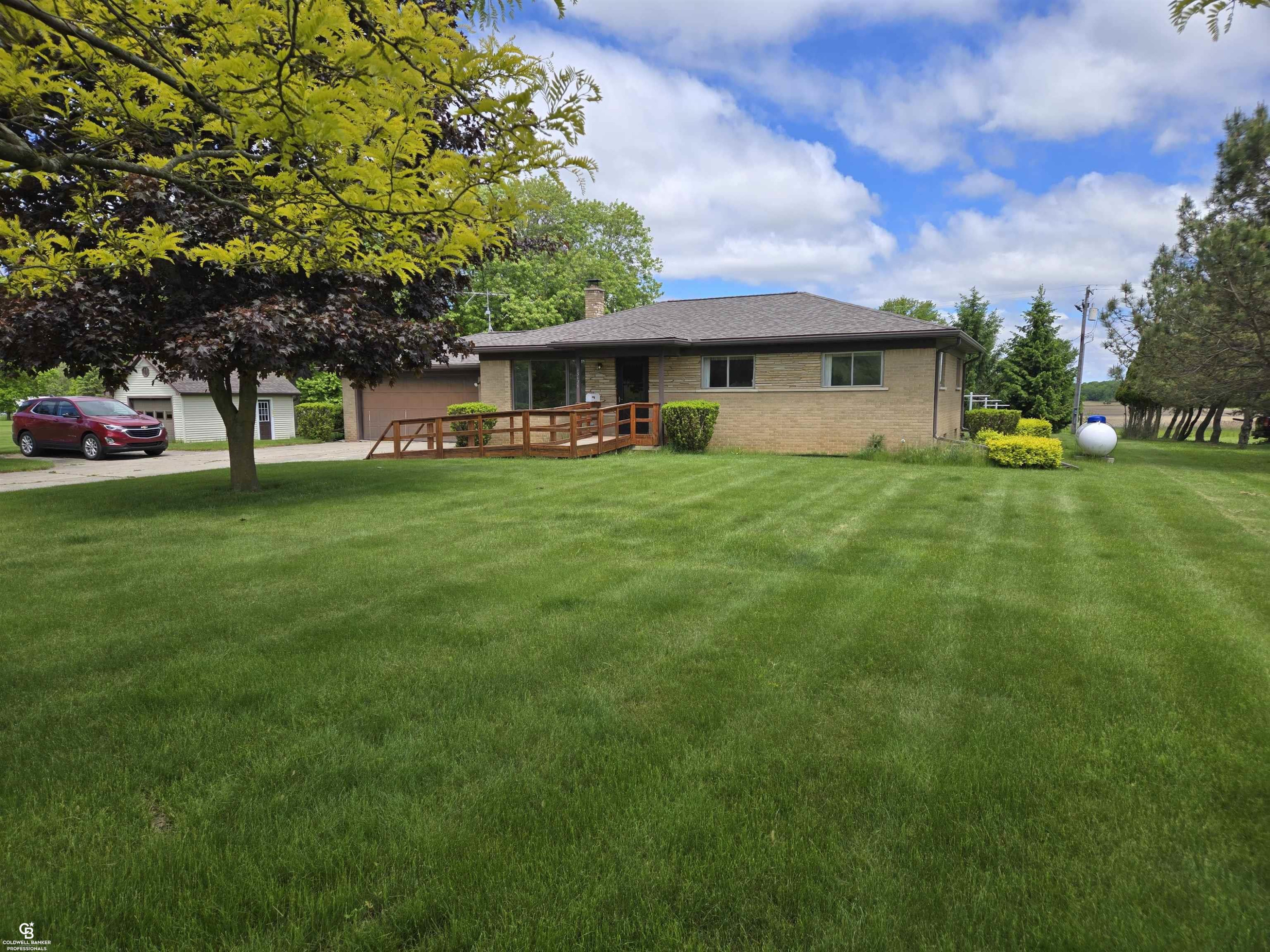 13126 Imlay City Road, Emmett, MI 48022 — Photo 2