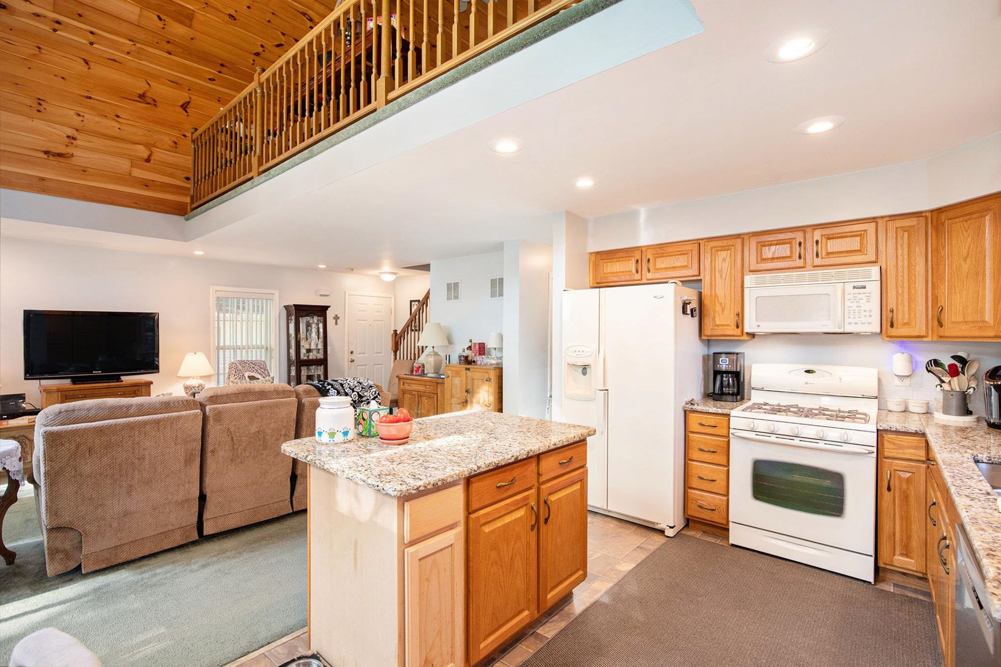 8735 Blackberry Lane, Port Austin, MI 48467 — Photo 11