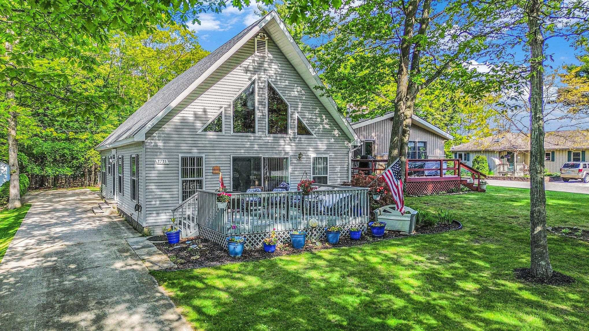 8735 Blackberry Lane, Port Austin, MI 48467 — Photo 28